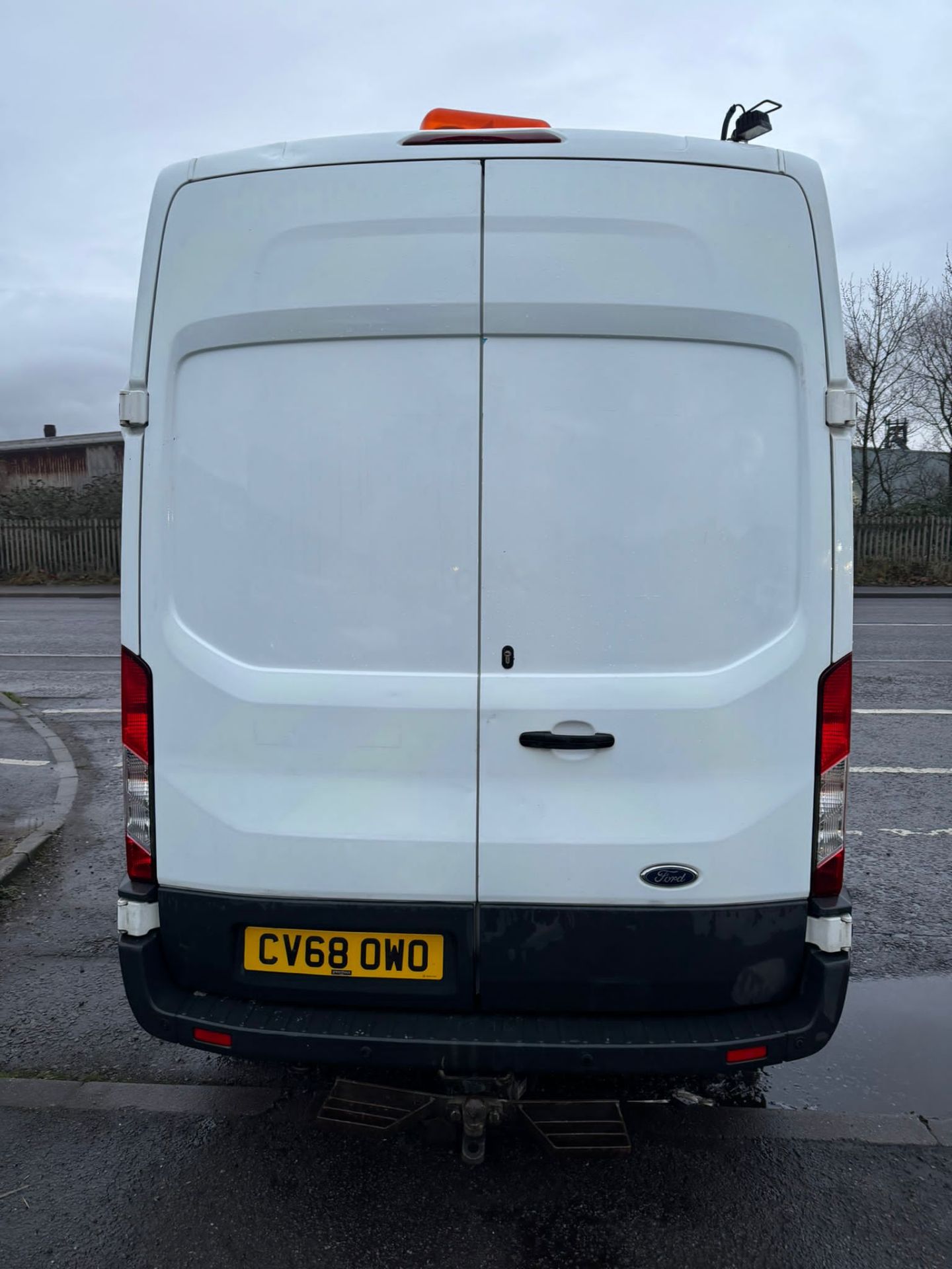 2018 68 FORD TRANSIT 350 PANEL VAN - RWD - EURO 6 - PLY LINED - 98k MILES - Image 4 of 11
