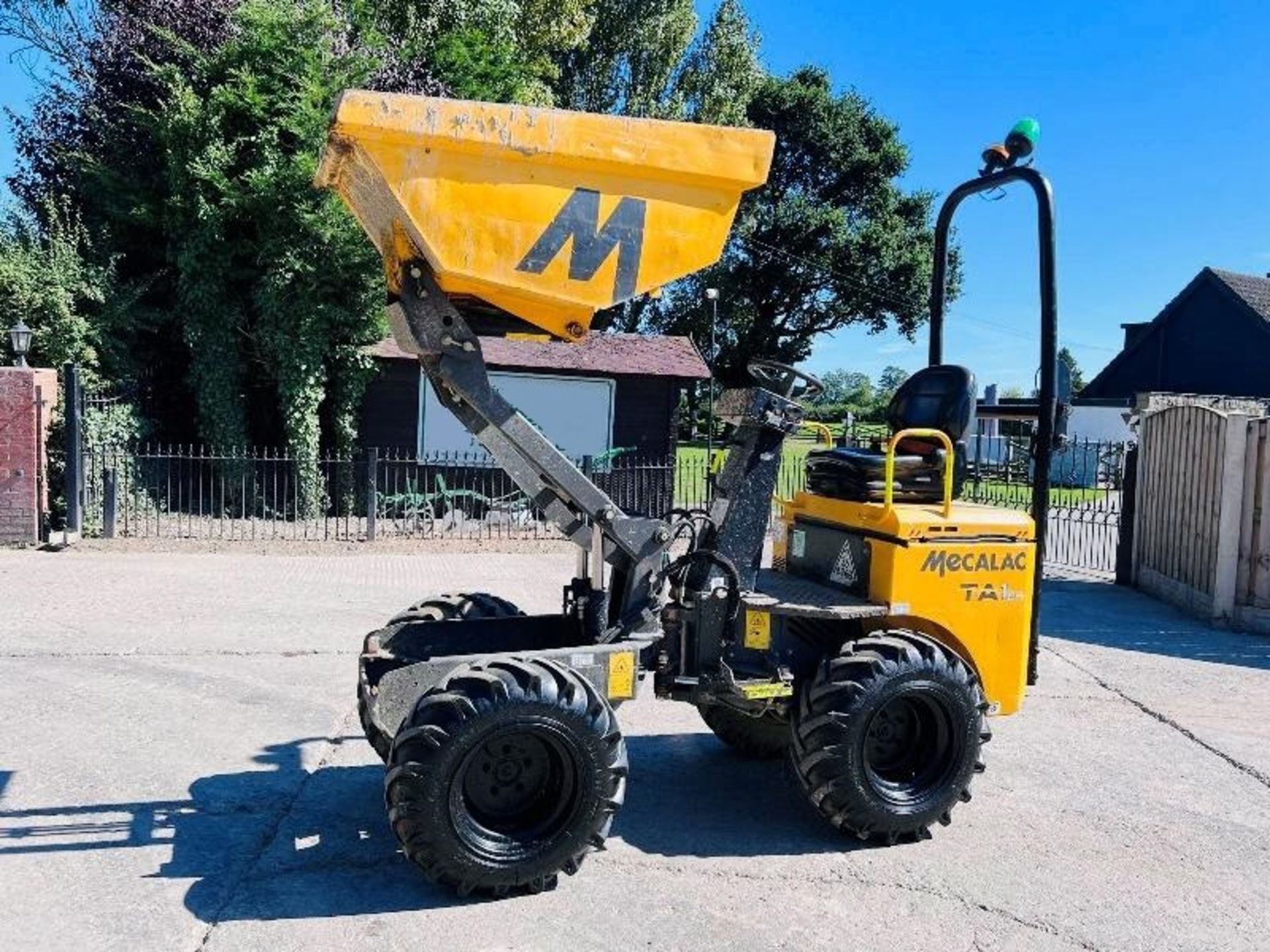 MECALAC TA1 1 TON HIGH TIP DUMPER *YEAR 2018* - Image 4 of 12