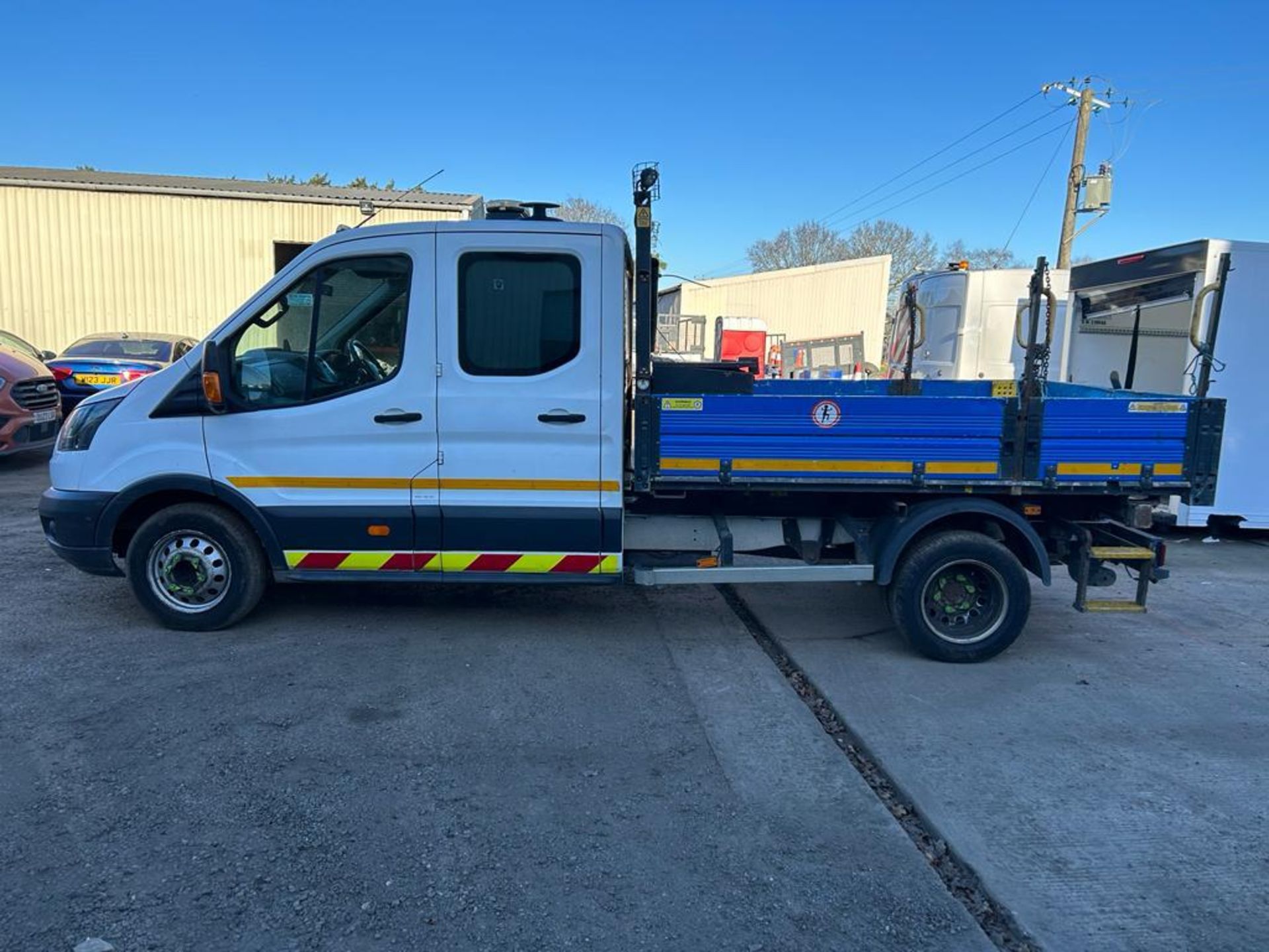 2018 18 FORD TRANSIT 470 TIPPER - 90K MILES - 4.7 TON GROSS - 3 SEATS - RARE TIPPER - TOWBAR  - Image 7 of 11