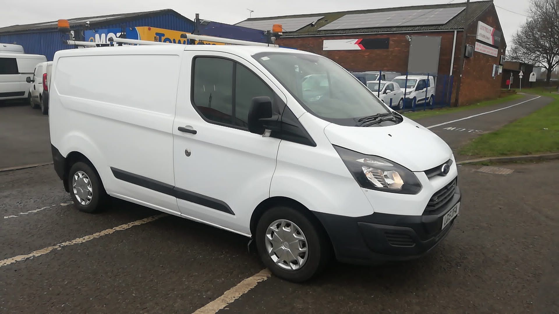 2015 15 FORD TRANSIT CUSTOM PANEL VAN - 29K MILES - EX WATER BOARD - AIR CON - SAT NAV