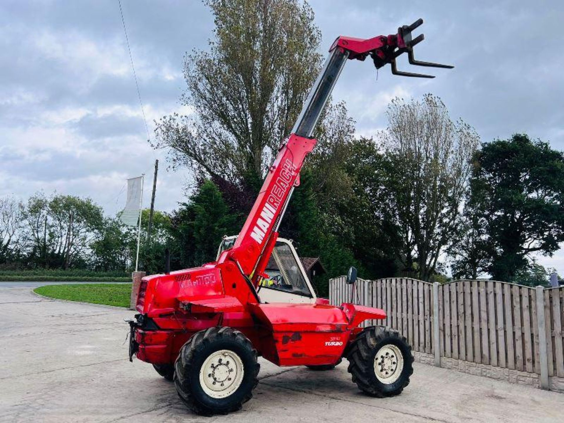 MANITOU MLT626 4WD TELEHANDLER C/W PALLET TINES - Bild 11 aus 17