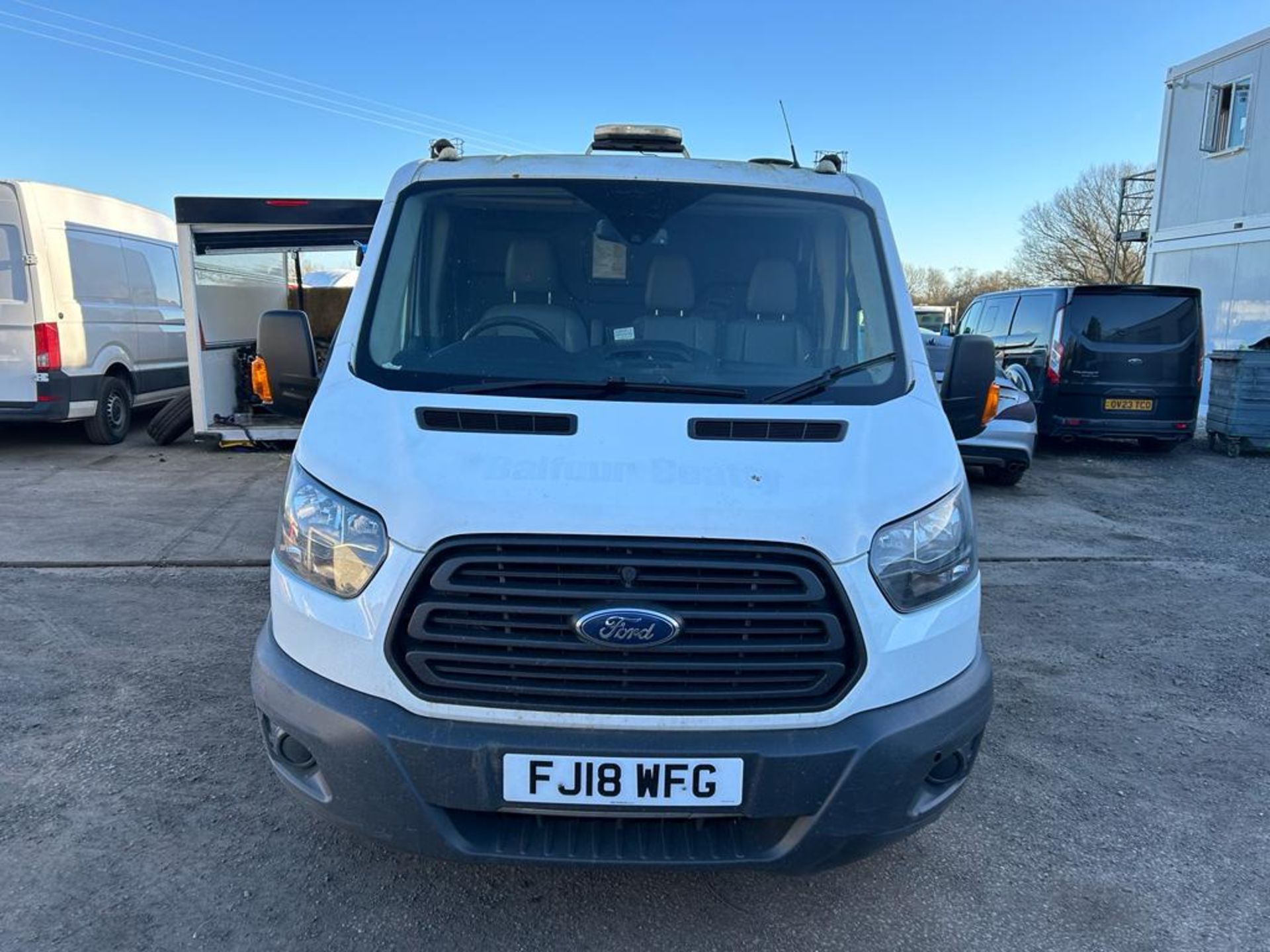 2018 18 FORD TRANSIT 470 TIPPER - 90K MILES - 4.7 TON GROSS - 3 SEATS - RARE TIPPER - TOWBAR  - Image 8 of 11