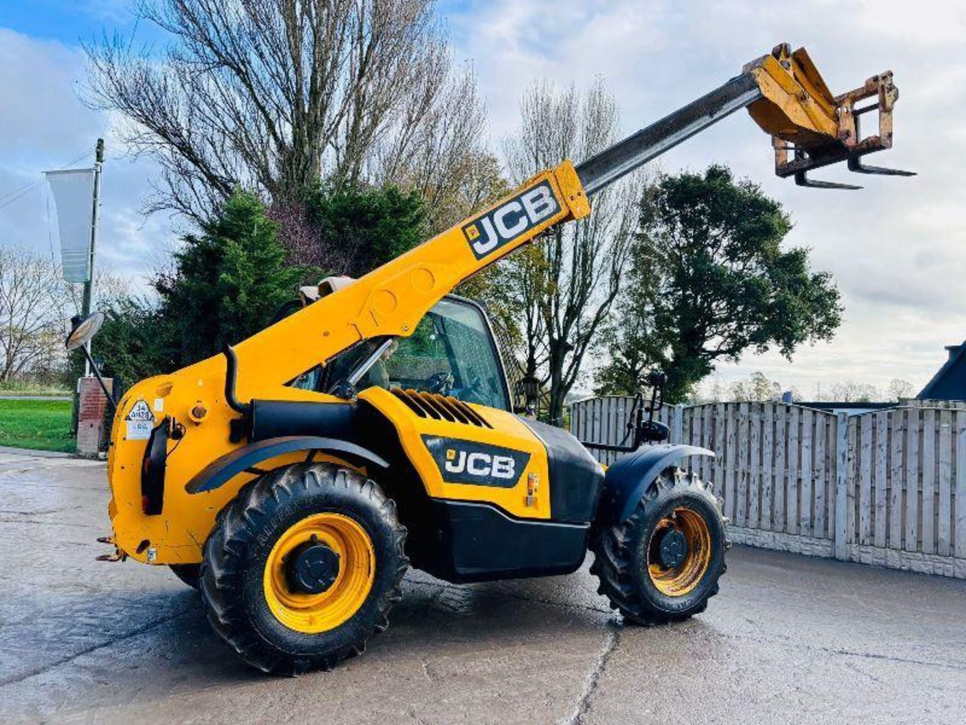 JCB 531-70 4WD TURBO TELEHANDLER *YEAR 2013* C/W PALLET TINES - Bild 16 aus 18