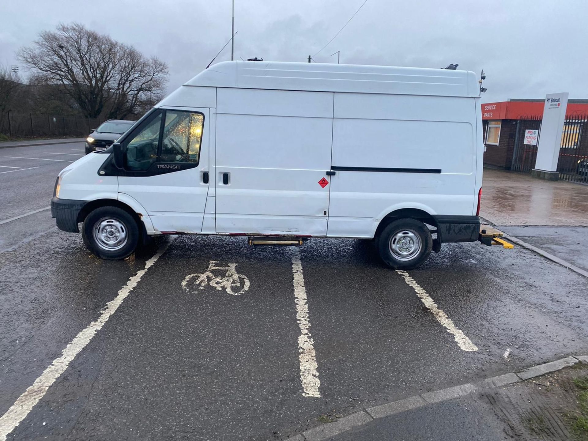 2013 13 FORD TRANSIT 350 WORKSHOP VAN - 113K MILES - 2.2 RWD - INTERNAL RACKING - ON BOARD ELECTRICS - Image 11 of 11