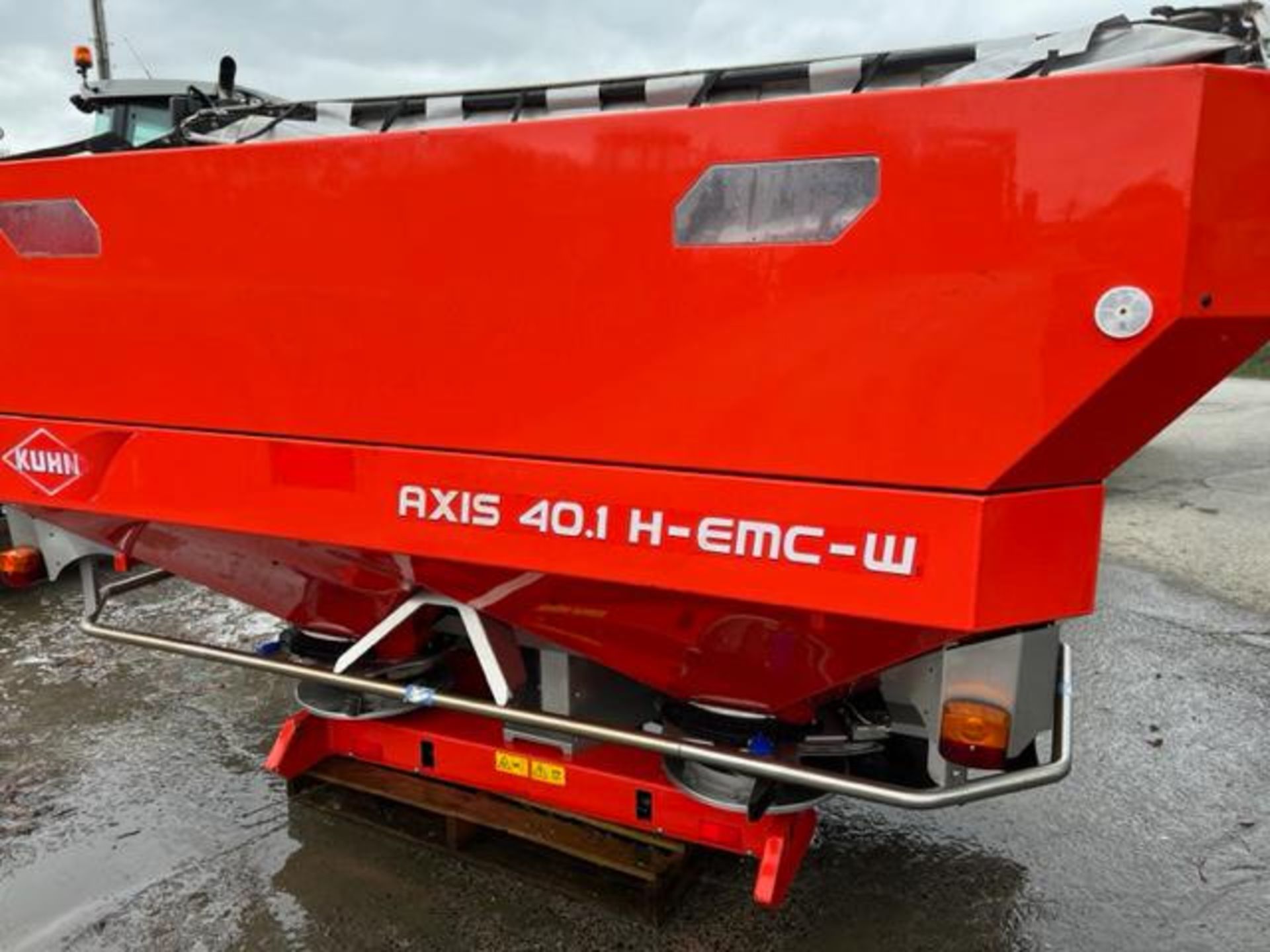 2013 KUHN AXIS 40.1 FERTILISER SPREADER - Bild 2 aus 8