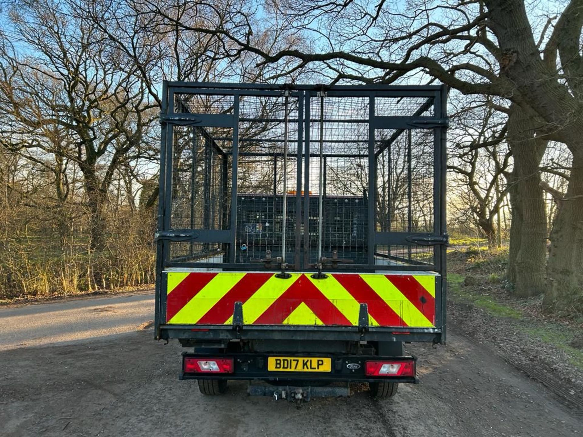 2017 17 FORD TRANSIT CREW CAB CAGED TIPPER - 66K MILES - 7 SEATS - EURO 6 - Image 10 of 15