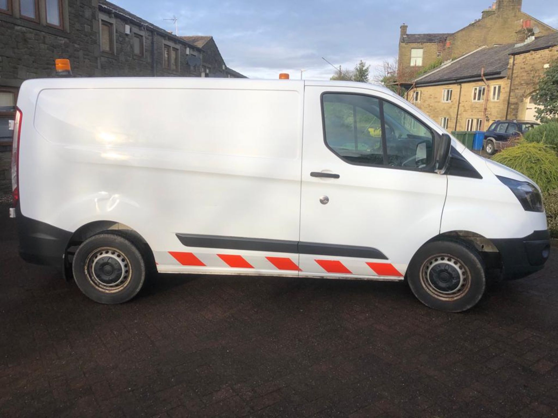 2017 66 FORD TRANSIT CUSTOM PANEL VAN - EX CADENT GAS - EURO 6 - AIR CON - 101,205 MILES - Image 12 of 14