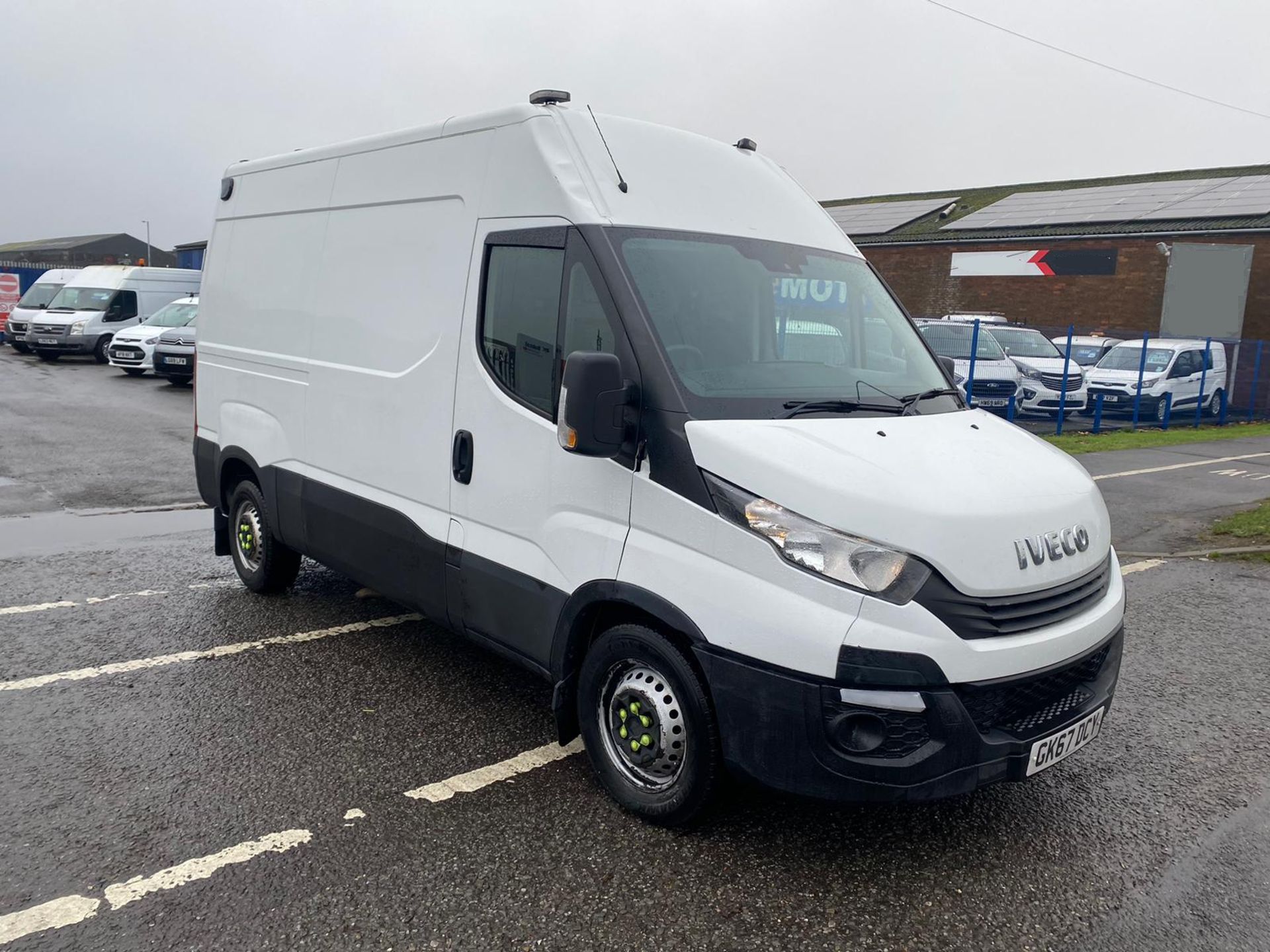 2017 67 IVECO DAILY MWB PANEL VAN - 145K MILES