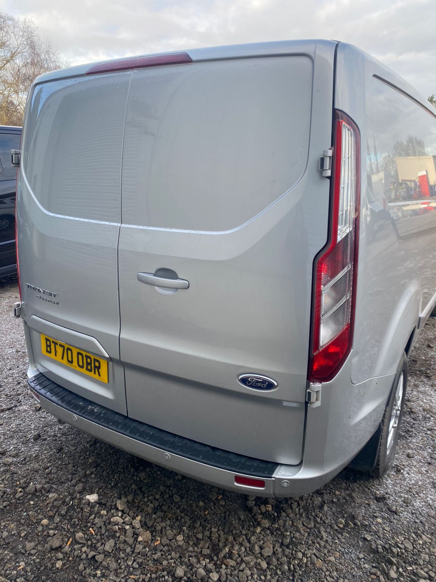 2020 70 FORD TRANSIT CUSTOM LIMITED PANEL VAN - 58K MILES - AIR CON - PLY LINED - ALLOY WHEELS - Image 5 of 6
