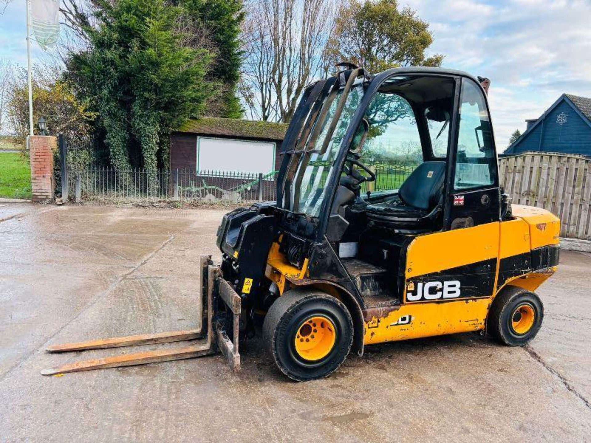 JCB TLT35D TELETRUCK *YEAR 2014* C/W PALLET TINES - Bild 15 aus 17