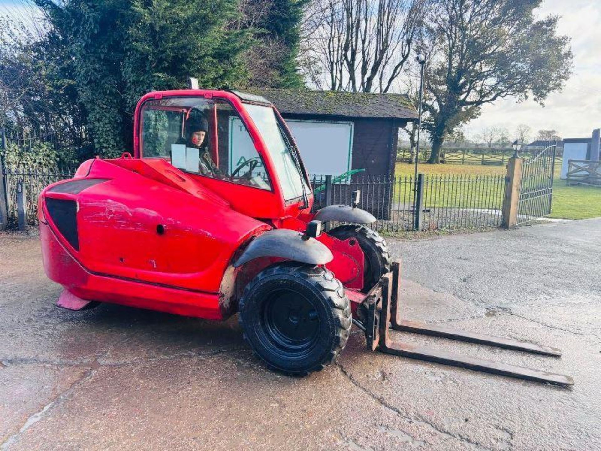 MANITOU SLT415E TELEHANDLER C/W PALLET TINES - Bild 17 aus 19