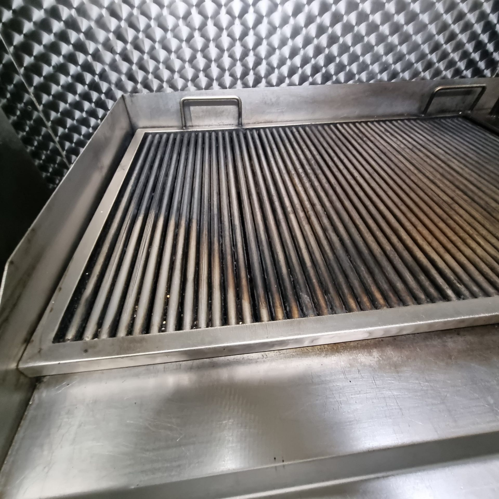 3 BURNER CHARGRILL - NATURAL GAS STILL CONNECTED IN SHOP - 900 MM W - WATER TRAY UNDER - Image 2 of 3