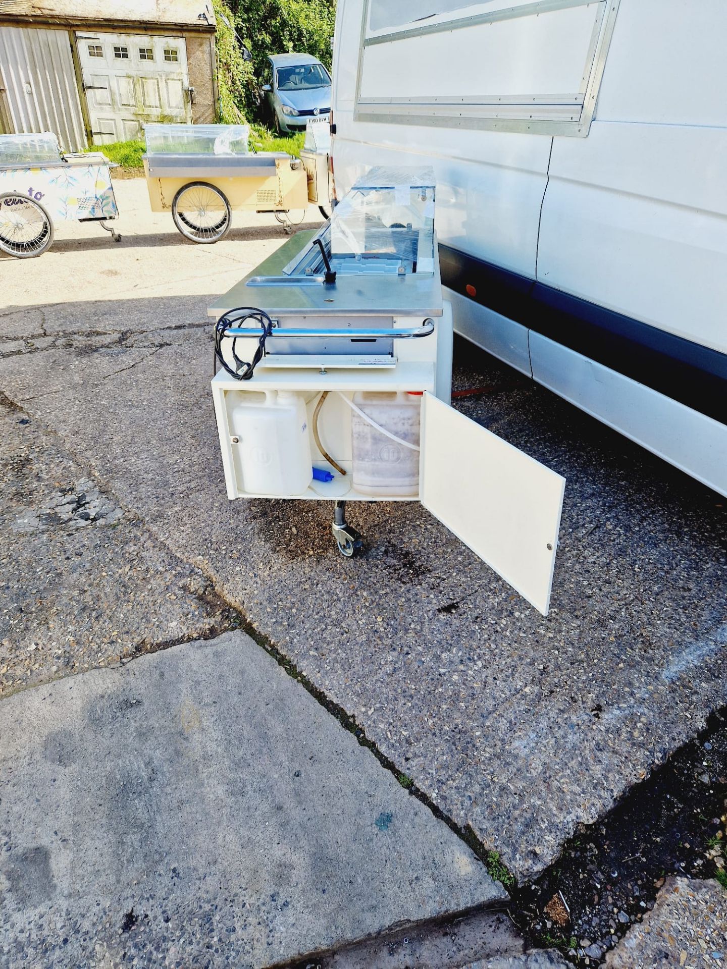 ICE CREAM CART FULLY WORKING - 13 AMP PLUG - Image 7 of 7