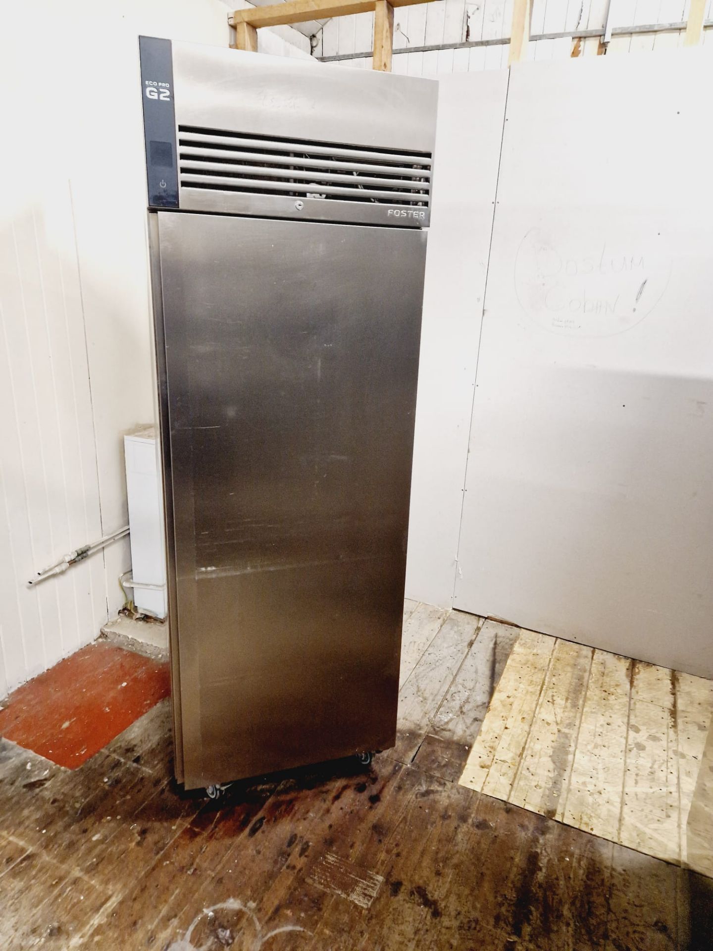 FOSTER G2 UPRIGHT FRIDGE - FULLY WORKING AND SERVICED - Image 3 of 3