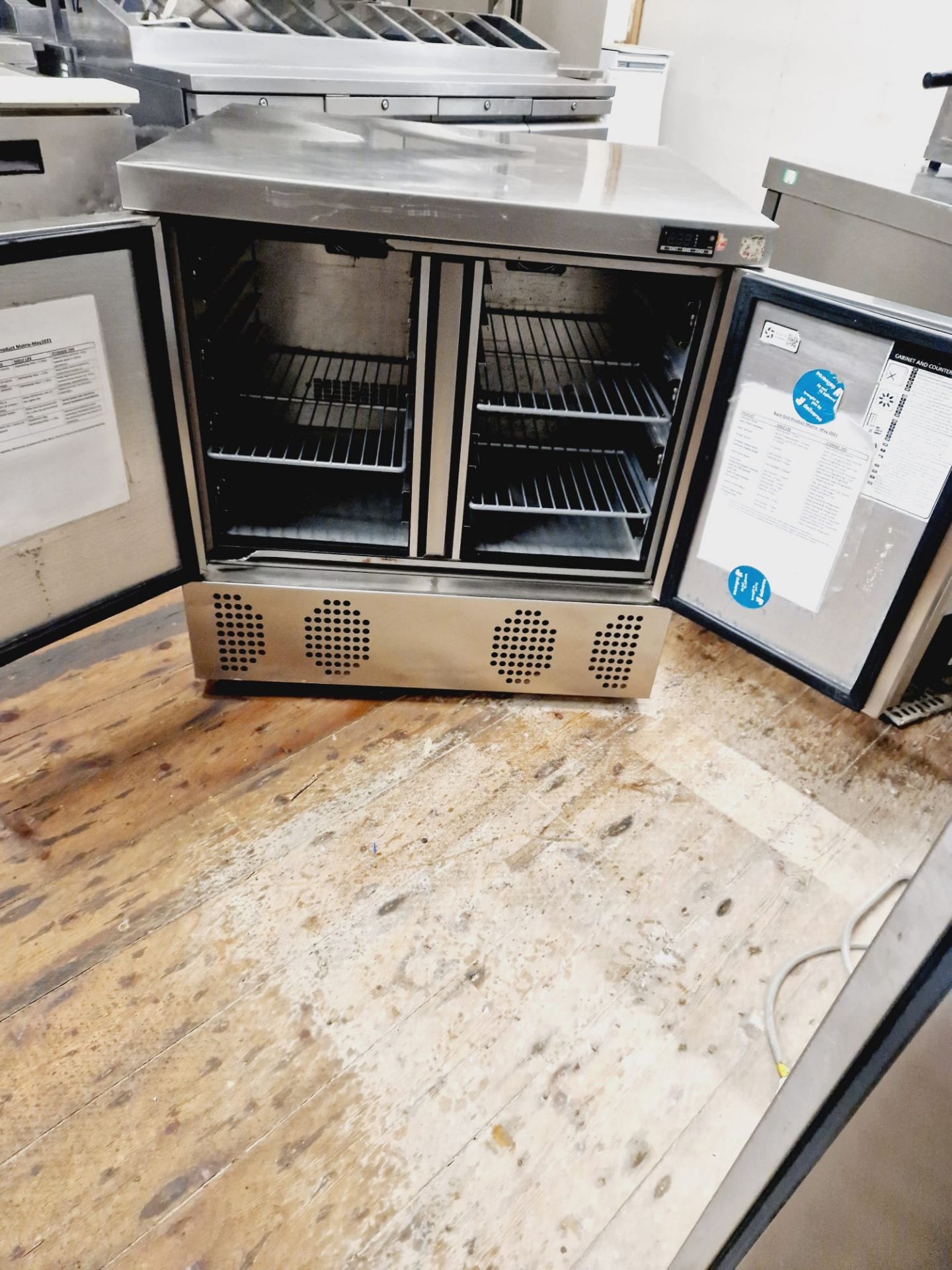 1 X FOSTER HR240 FRIDGE -  ALMOST NEW CONDITION  AND WORKING  AND SERVICED  - Image 2 of 5