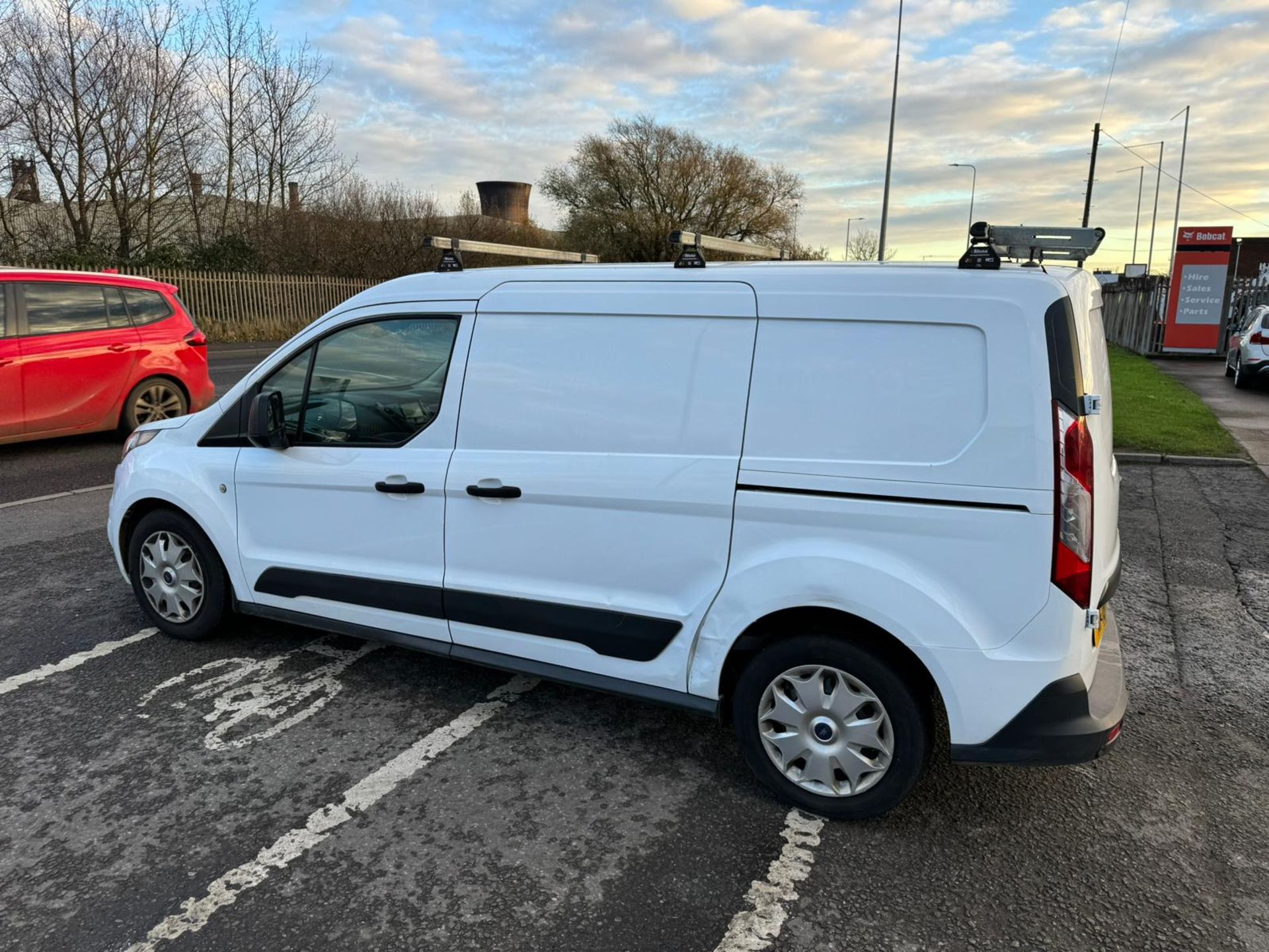 2018 18 FORD TRANSIT CONNECT TREND PAENL VAN - 128K MILES - EURO 6 - 3 SEATS - LWB - ROOF RACK. - Image 5 of 11