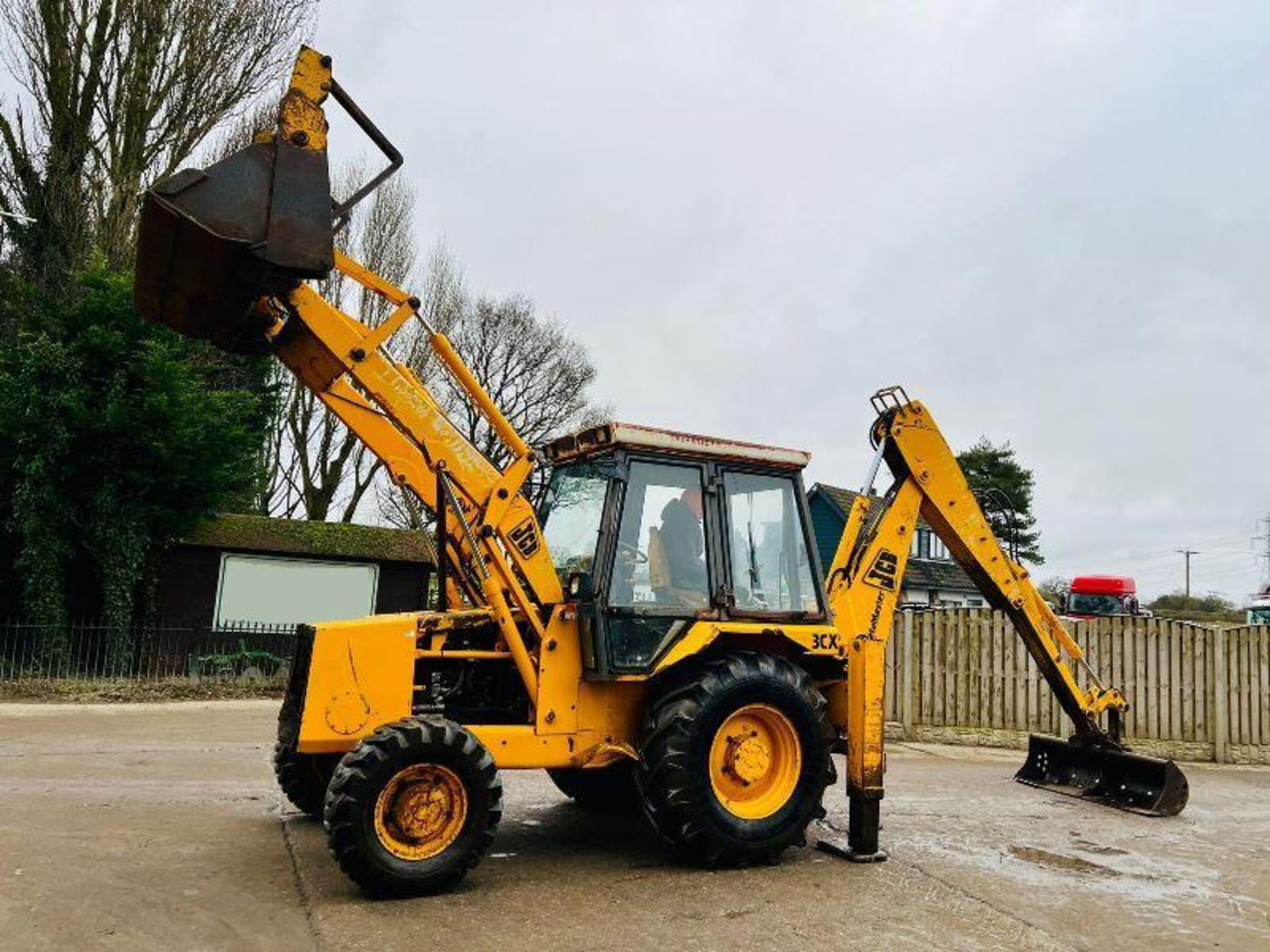 JCB 3CX PROJECT 7 4WD BACKHOE DIGGER C/W PROJECT 8 BACK END - Image 16 of 16