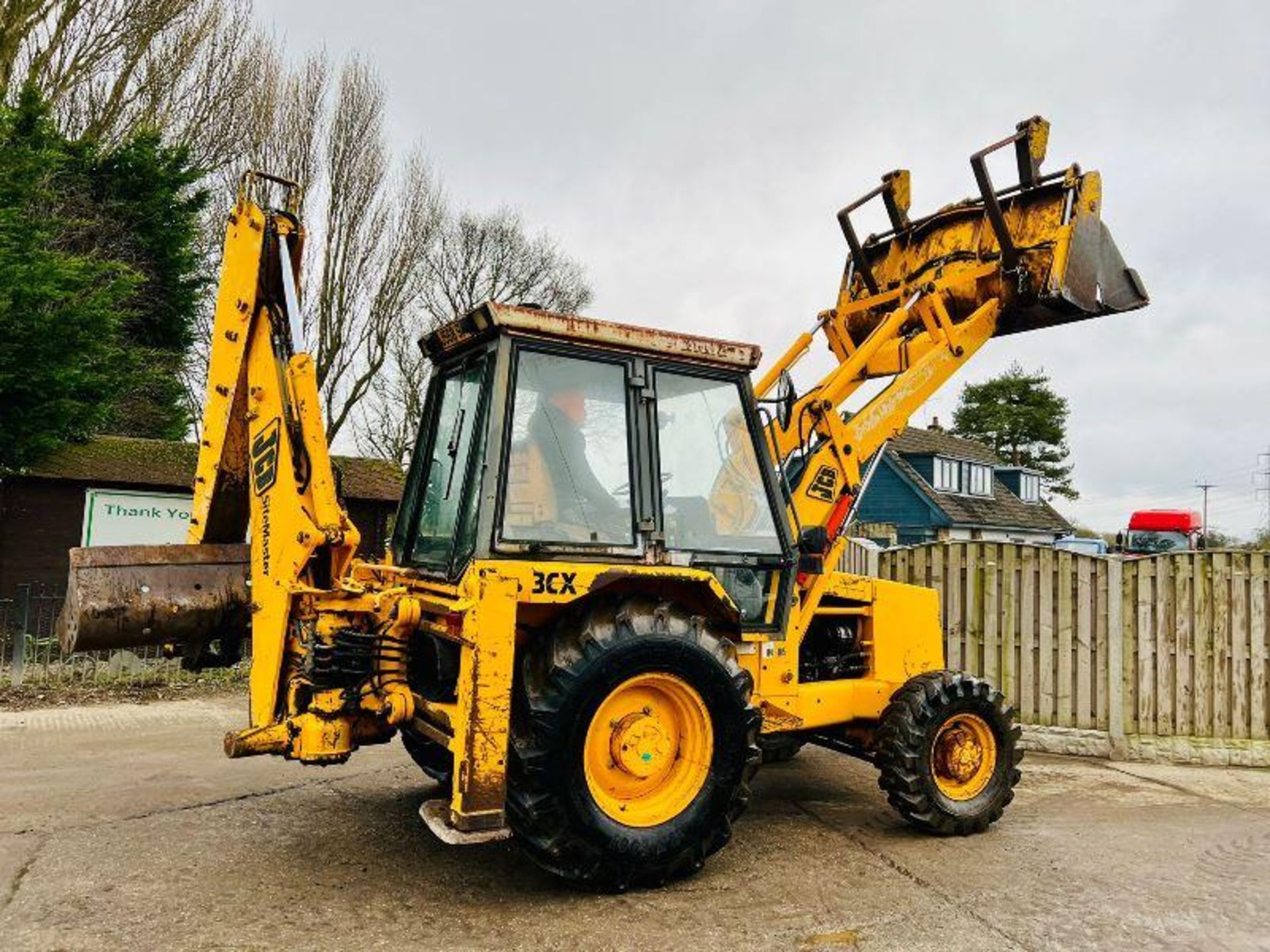 JCB 3CX PROJECT 7 4WD BACKHOE DIGGER C/W PROJECT 8 BACK END - Image 12 of 16