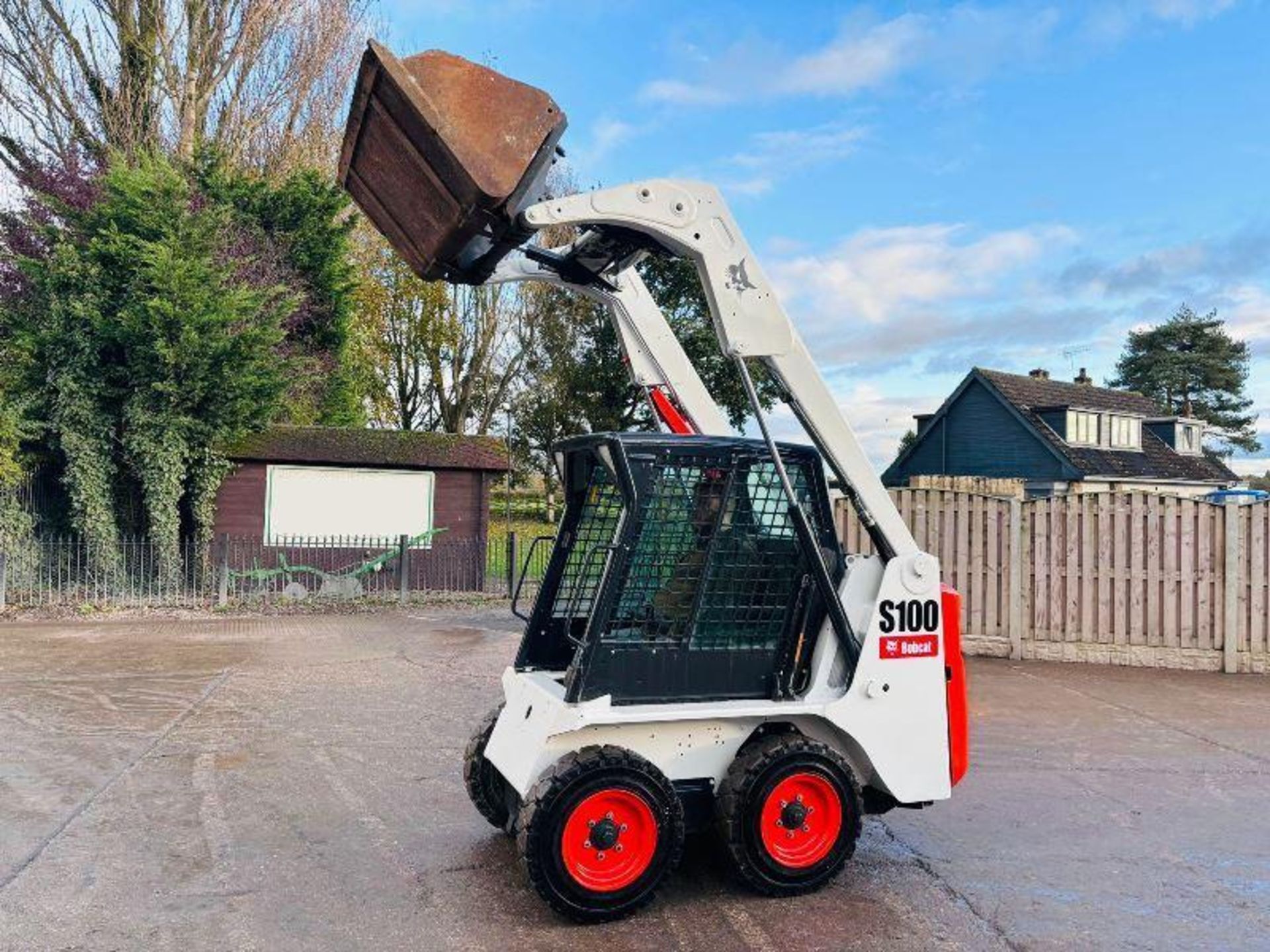 BOBCAT S100 SKIDSTEER *YEAR 2014, 1294 HOURS* C/W BUCKET - Image 2 of 15