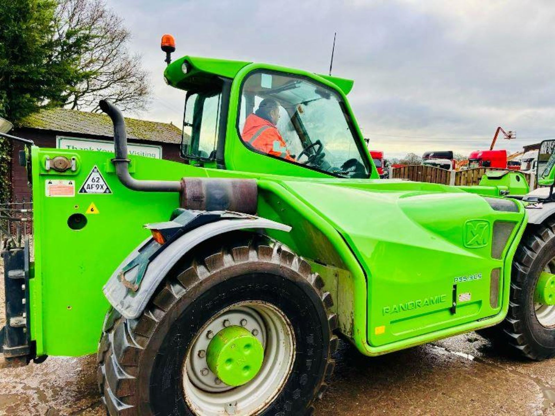 MERLO P55.9 4WD TELEHANDLER *AG-SPEC, YEAR 2012, 9 METER, 5.5 TON LIFT* C/W BUCKET - Bild 5 aus 20