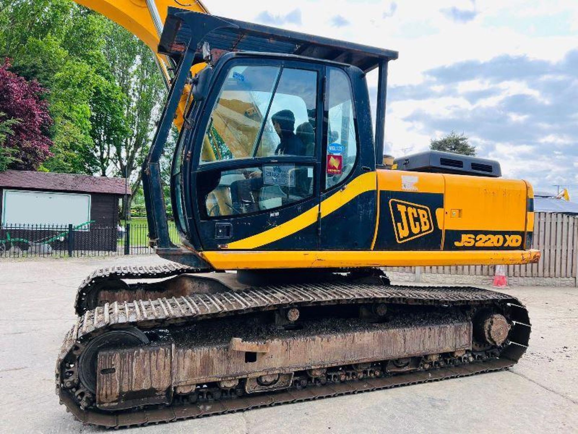 JCB JS220 TRACKED EXCAVATOR C/W QUICK HITCH & BUCKET - RECENTLY SERVICED - Bild 14 aus 15