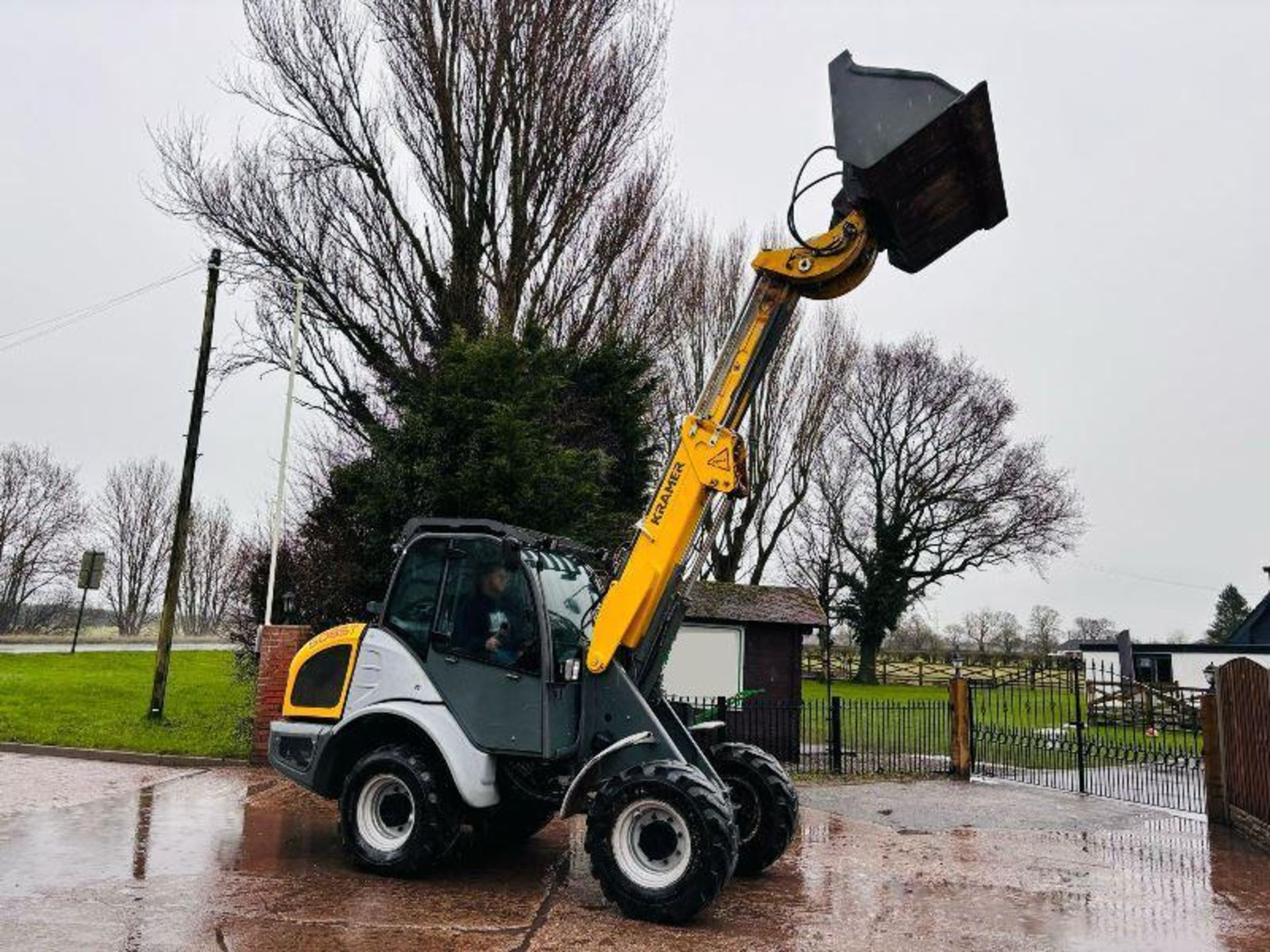 KRAMER 8085T 4WD TELEHANDLER *YEAR 2018* C/W BUCKET  - Bild 14 aus 15