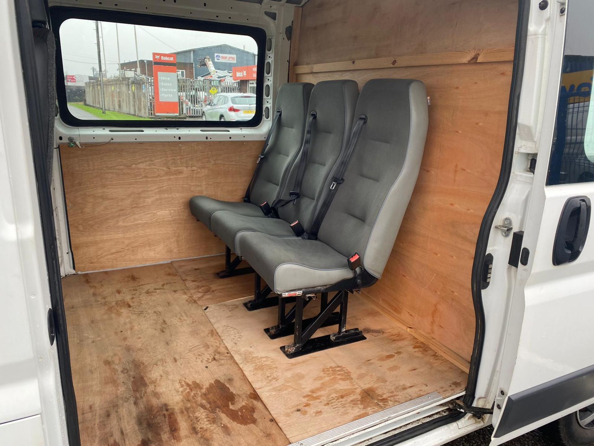 2017 17 CITROEN RELAY CREW VAN - 64K MILES - EURO 6 - Image 3 of 11