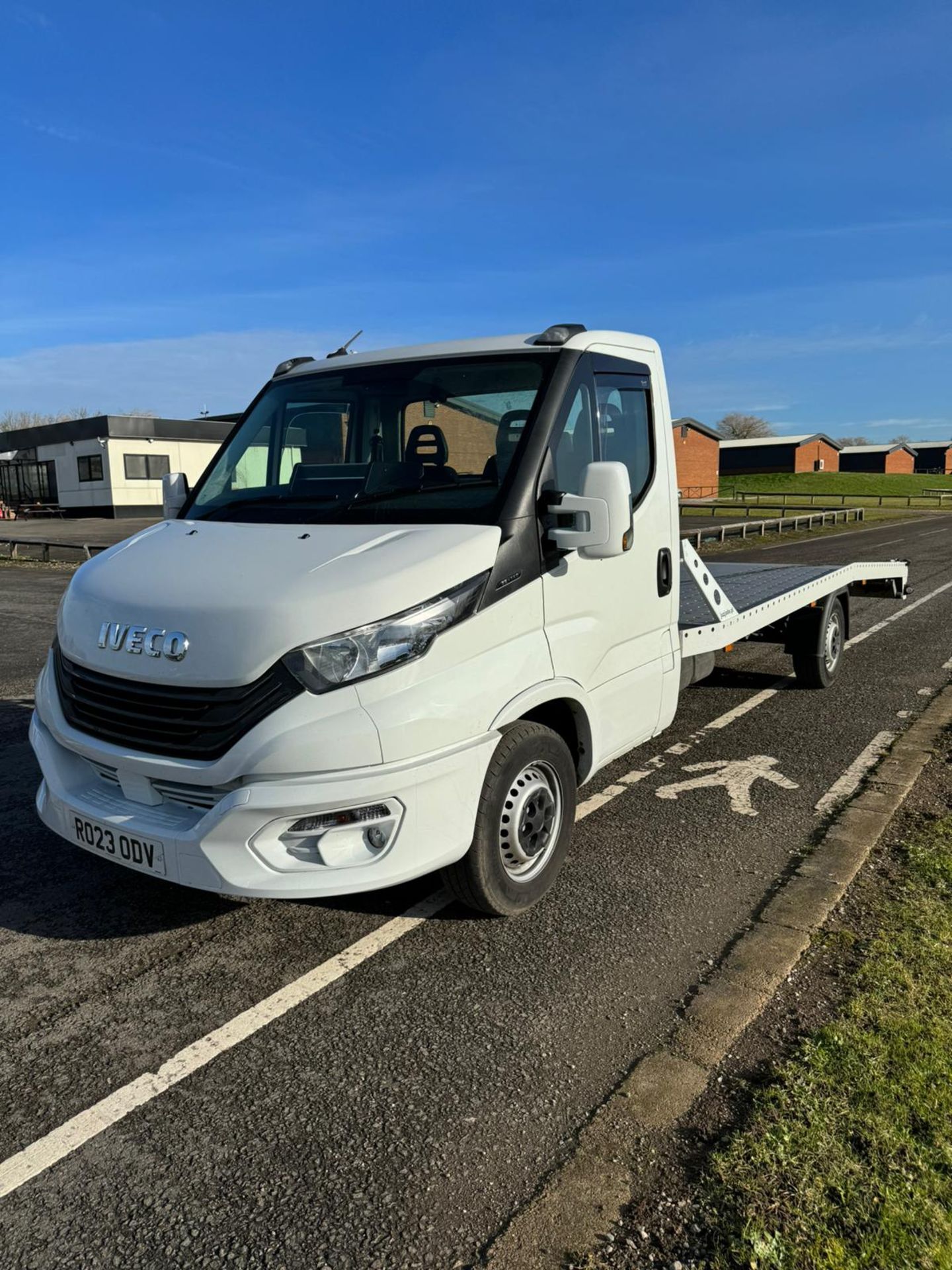2023 23 IVECO DAILY RECOVERY TRUCK - 12K MILES - NEW ALIUMIUN BODY JUST FITTED - WINCH - Image 2 of 9