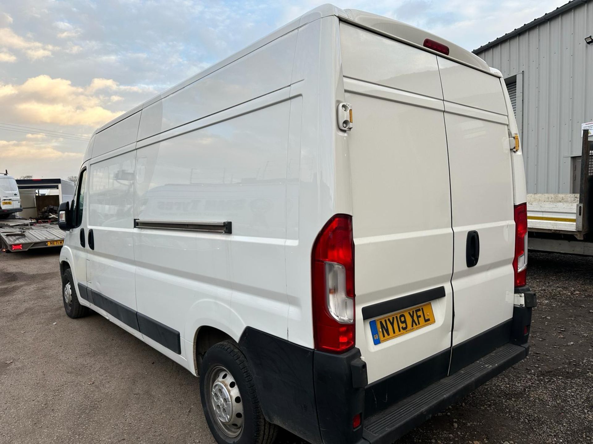 2019 19 PEUGEOT BOXER PANEL VAN - 49K MILES - EURO 6 - PLY LINED - 1 KEY - Image 5 of 7