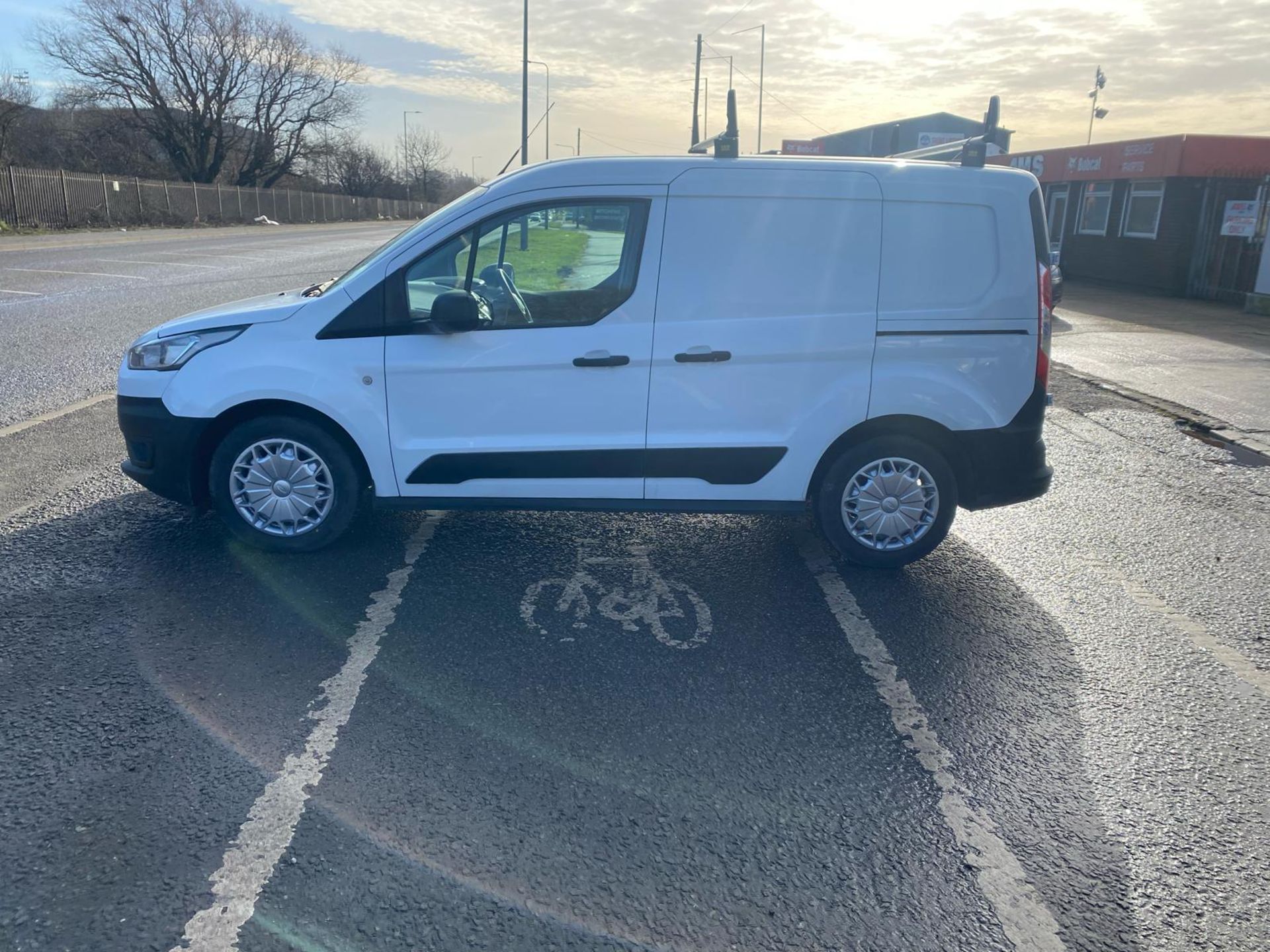 2019 19 FORD TRANSIT CONNECT PANEL VAN - 67K MILES - EURO 6 - PLY LINED - Image 7 of 12