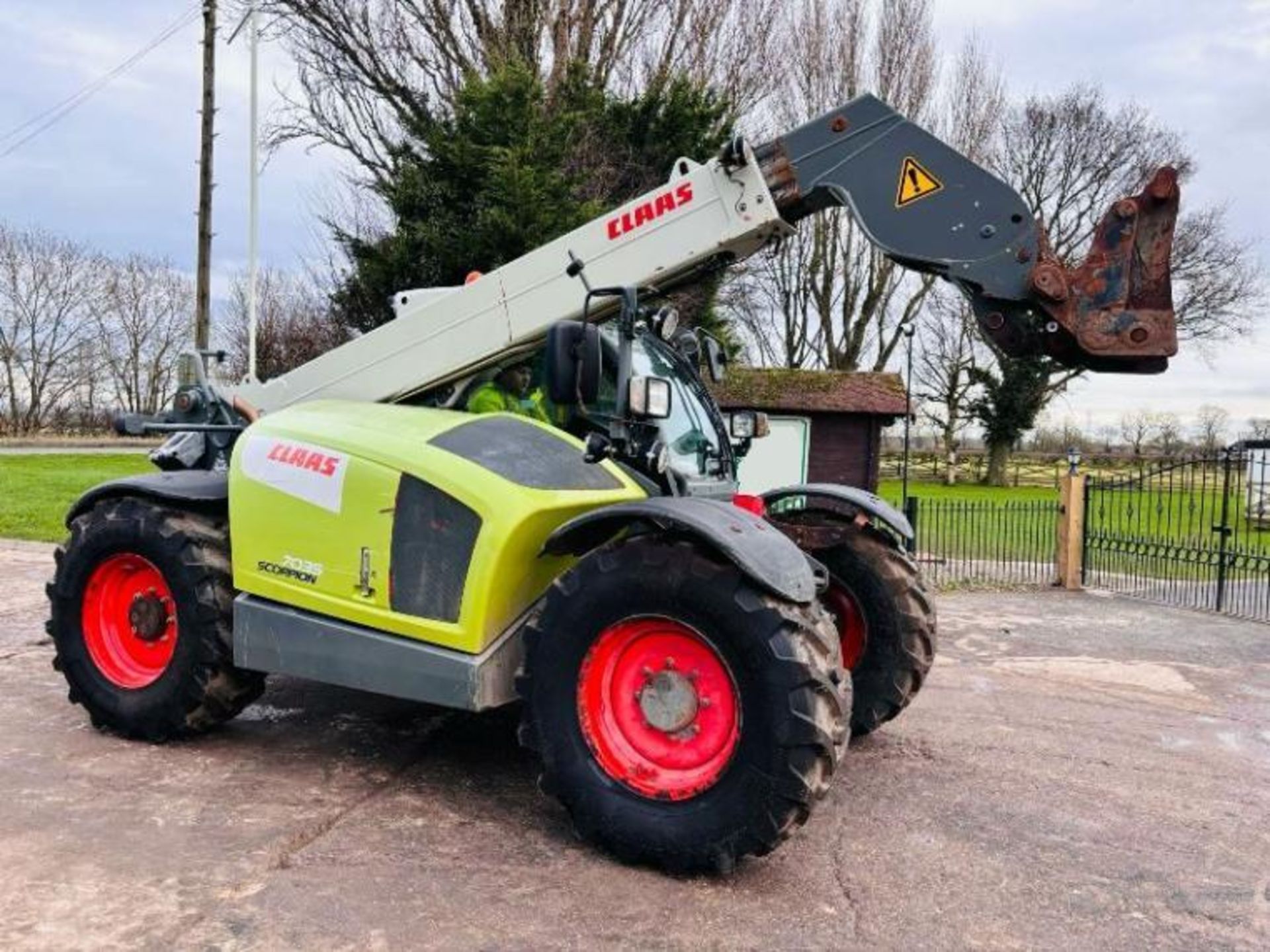 CLAAS 7035 SCOPION 4WD TELEHANDLER *YEAR 2015, AG SPEC* C/W PUH - Bild 16 aus 19