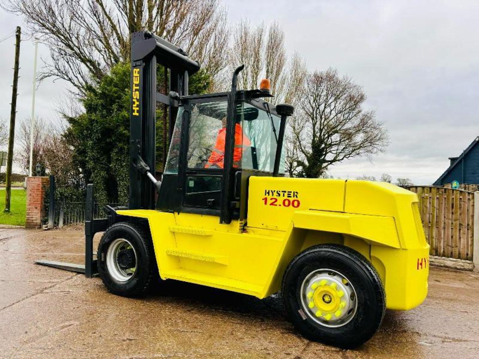 HYSTER H12.00 DIESEL FORKLIFT *12 TON LIFT* C/W PALLET TINES  - Bild 12 aus 17