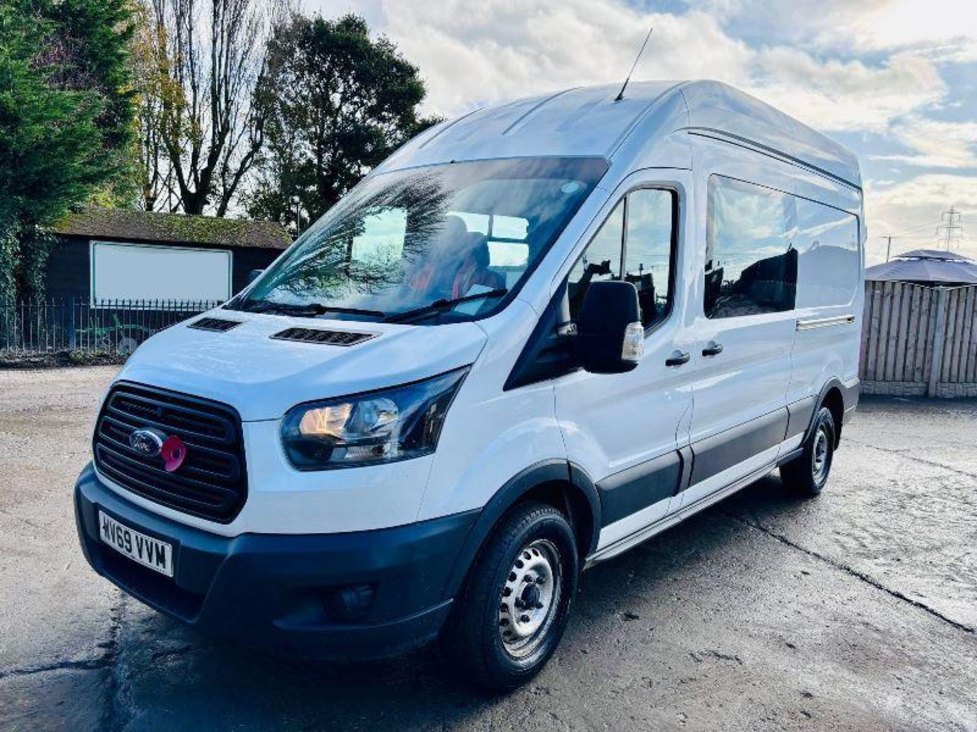 2019 FORD TRANSIT 350 CREW VAN - BLUETOOTH - HANDS FREE - USB POINT. - Image 18 of 18