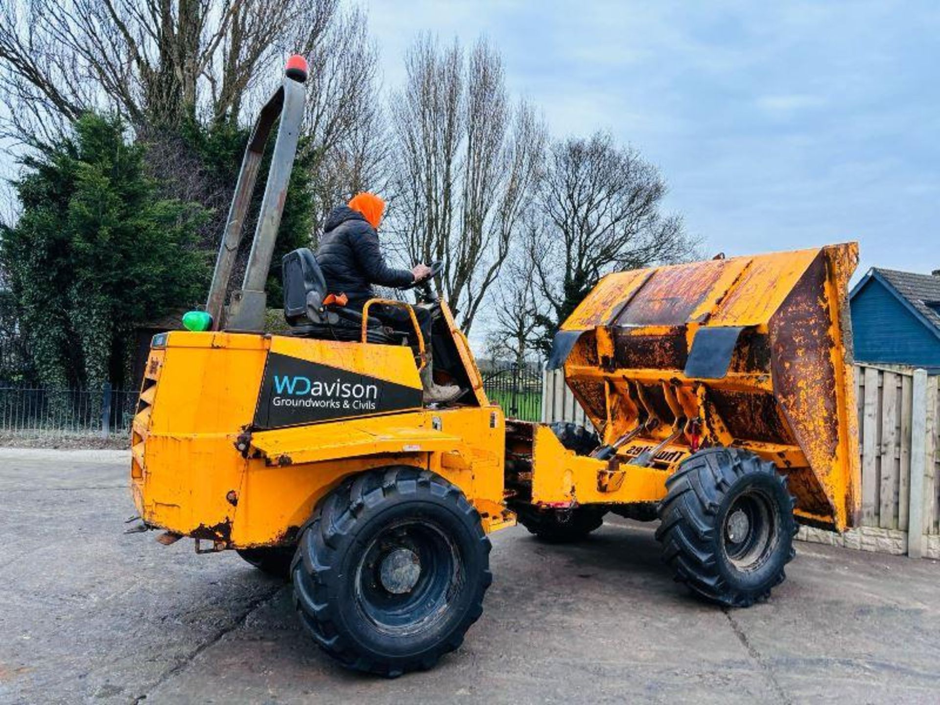 THWAITES 6 TON 4WD DUMPER C/W ROLE BAR - Image 10 of 16