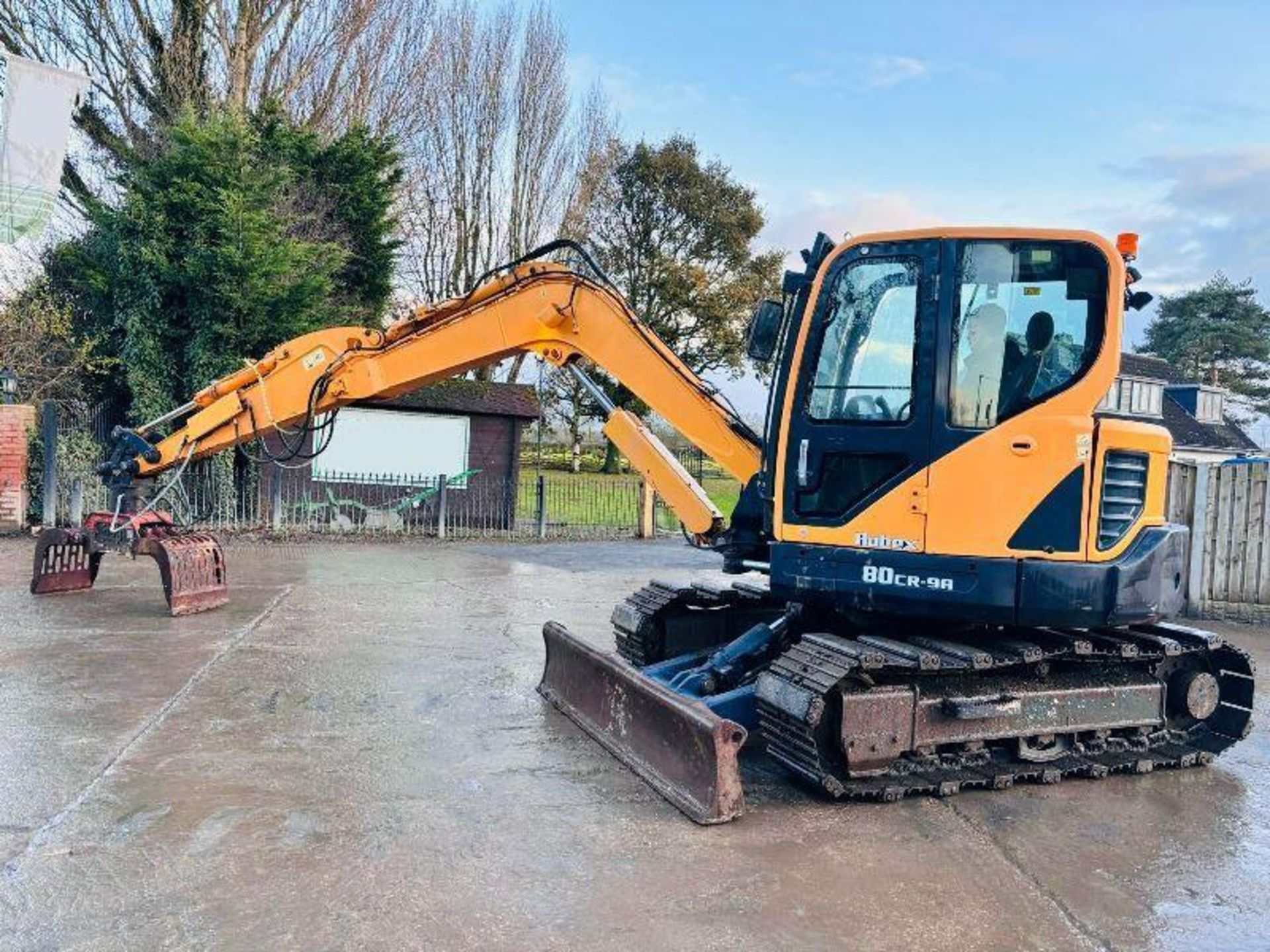 HYUNDAI 80CR-9R EXCAVATOR *YEAR 2016* C/W SELECTOR GRAB - Bild 17 aus 18