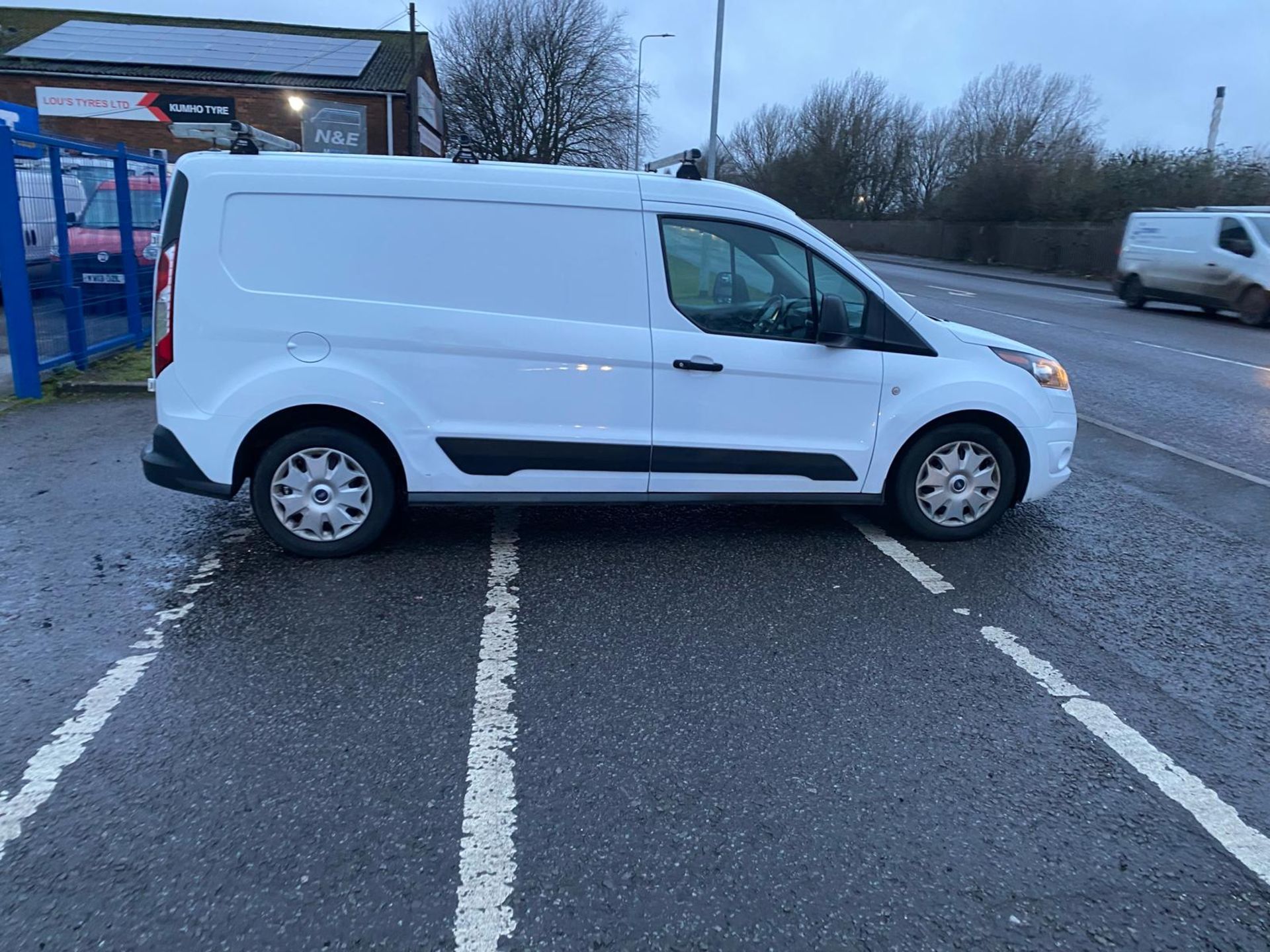 2018 18 FORD TRANSIT CONNECT TREND PAENL VAN - 128K MILES - EURO 6 - 3 SEATS - LWB - ROOF RACK. - Bild 6 aus 13