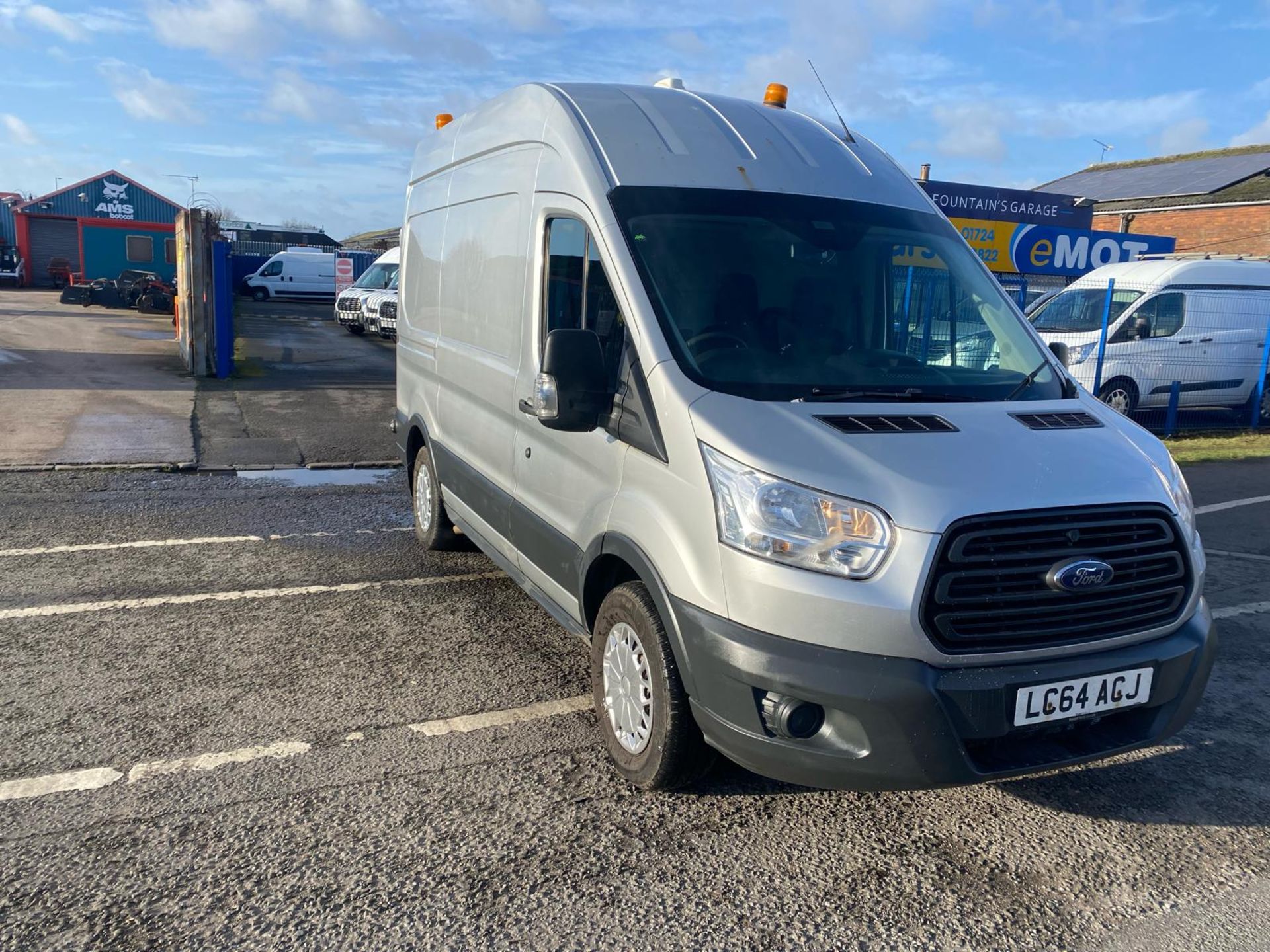 2014 64 FORD TRANSIT COMPRESSOR VAN - 168K MILES - PTO DRIVEN COMPRESSOR /GENERATOR - Image 8 of 10