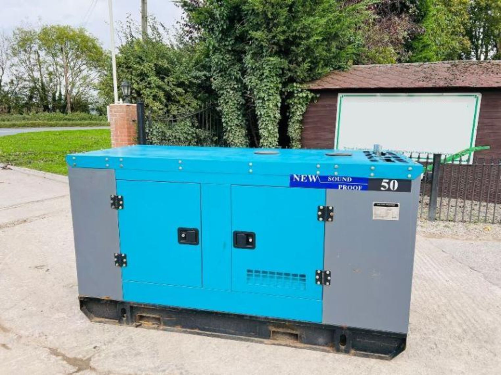 BRAND NEW KAWAKENI 50KVA SILENT RUN GENERATOR *YEAR 2023* - Bild 10 aus 13