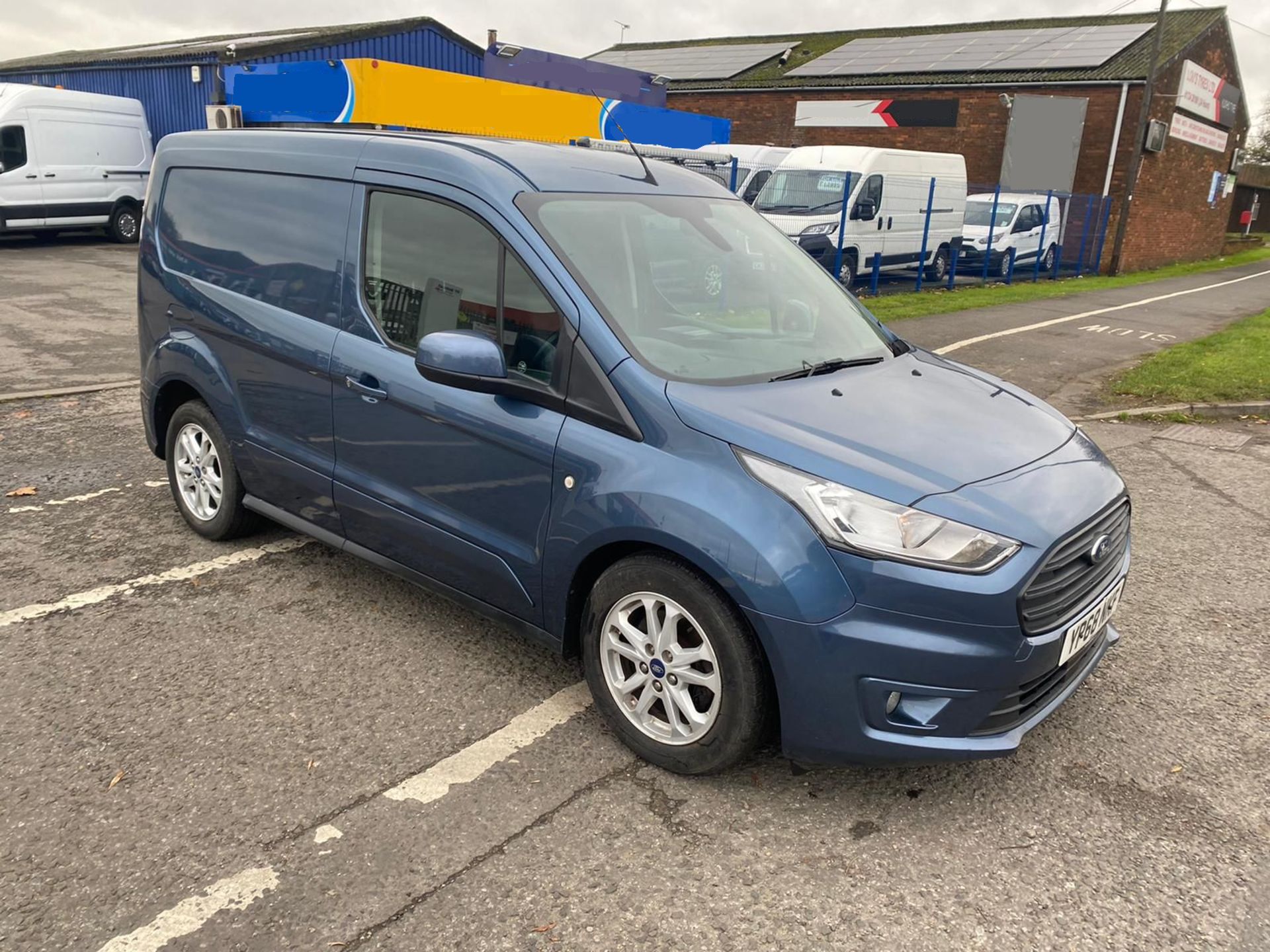 2018 68 FORD TRANSIT CONNECT LTD PANEL VAN - 90K MILES - EURO 6 - NEW SHAPE - ALLOY WHEELS