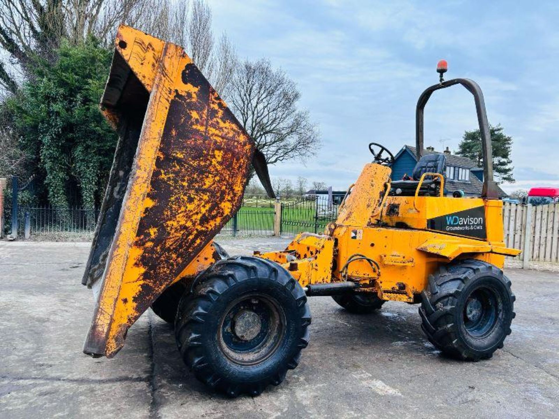 THWAITES 6 TON 4WD DUMPER C/W ROLE BAR - Image 4 of 16