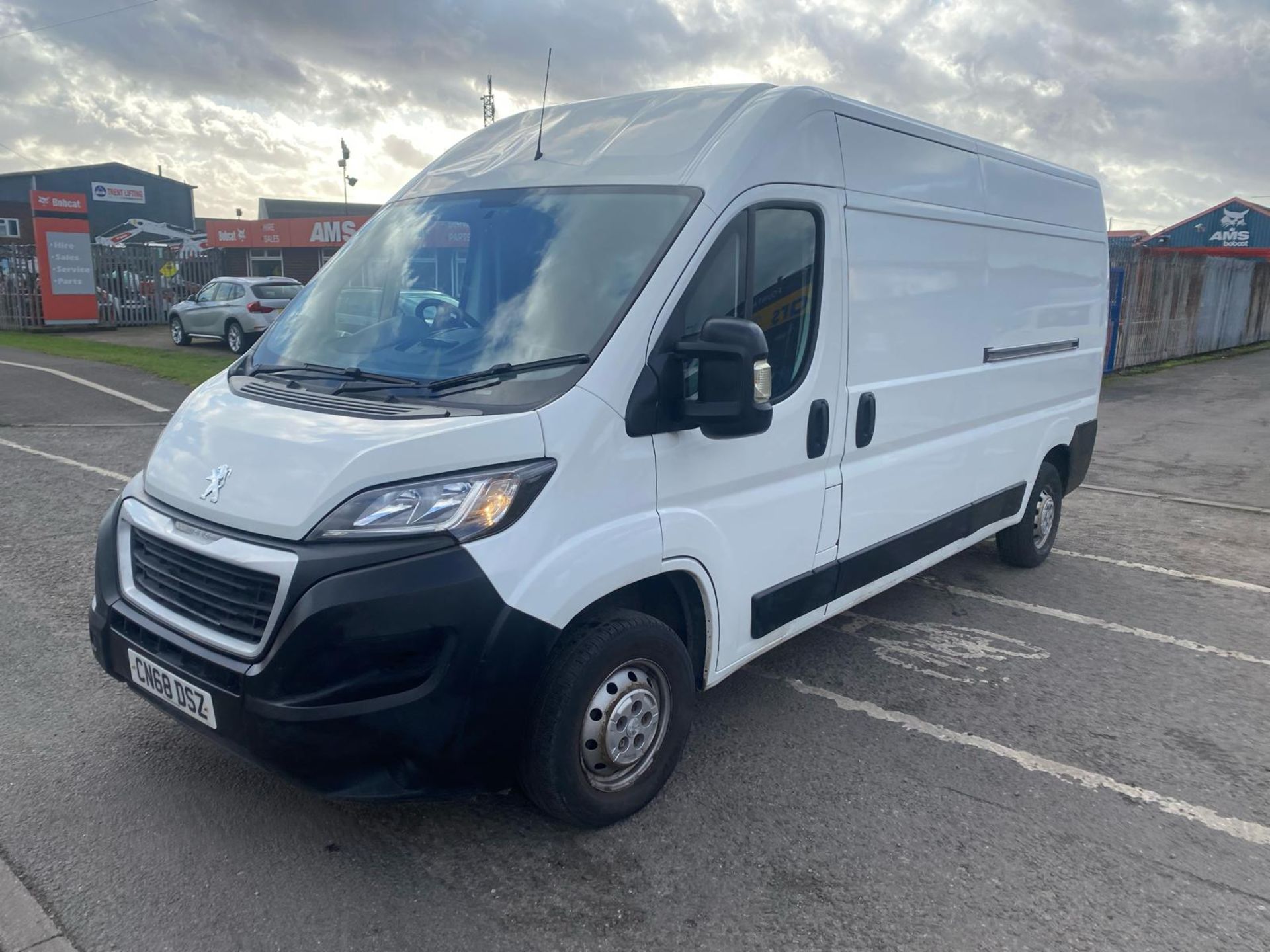 2018 68 PEUGEOT BOXER PROFESSIONAL PANEL VAN - 73K MILES - EURO 6 - AIR CON.