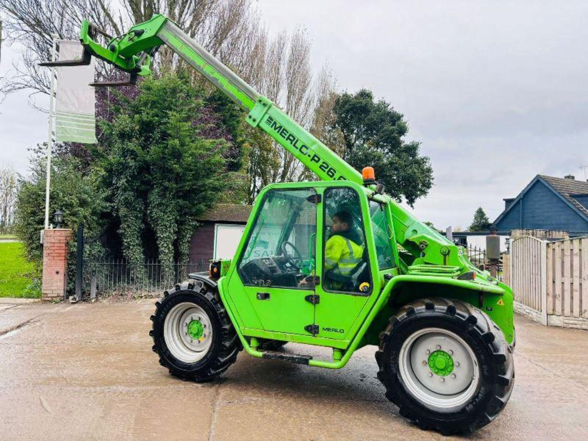 MERLO P26.6 4WD TURBO TELEHANDLER C/W PALLET TINES - Bild 15 aus 16