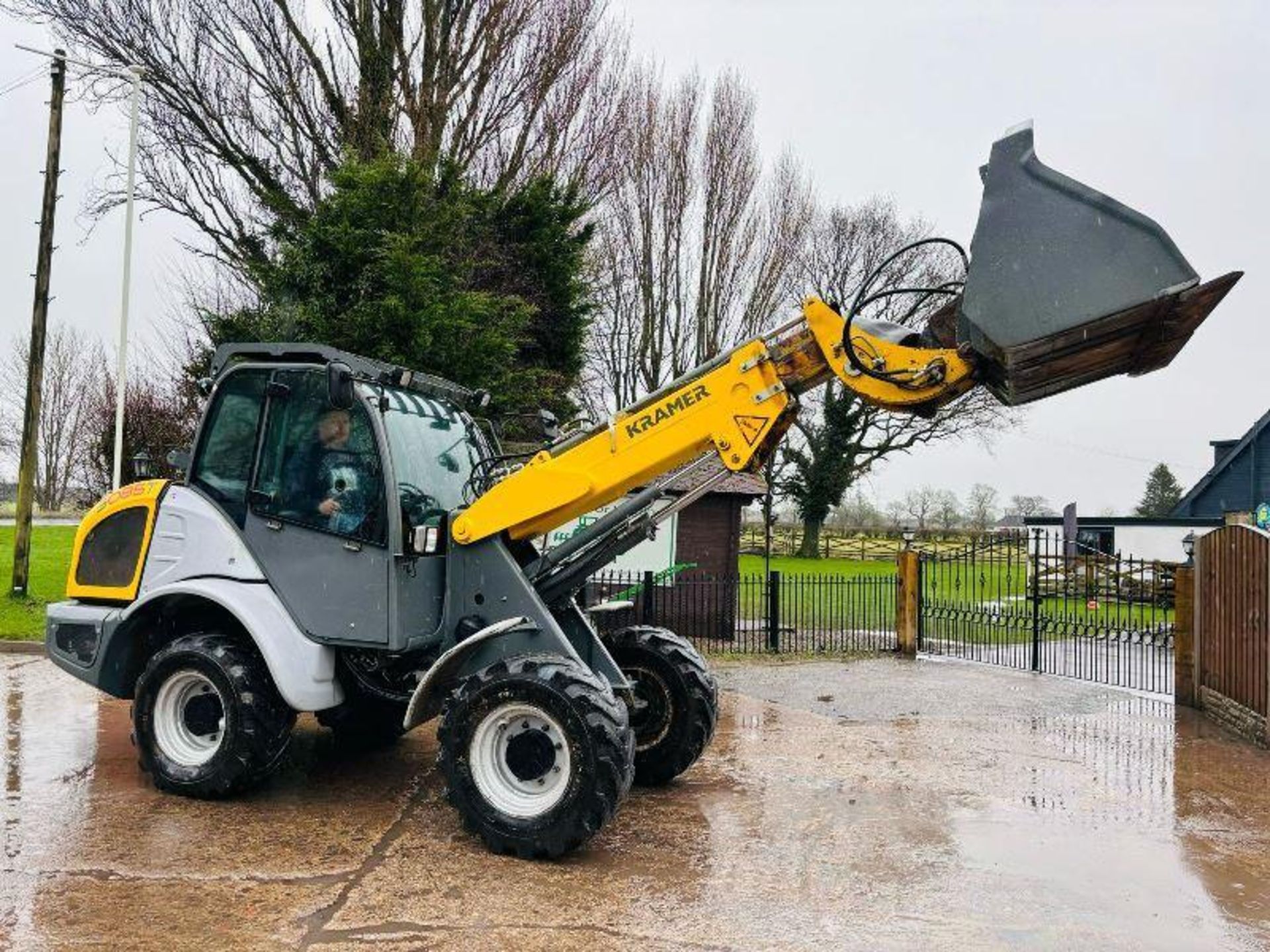 KRAMER 8085T 4WD TELEHANDLER *YEAR 2018* C/W BUCKET - Image 12 of 15