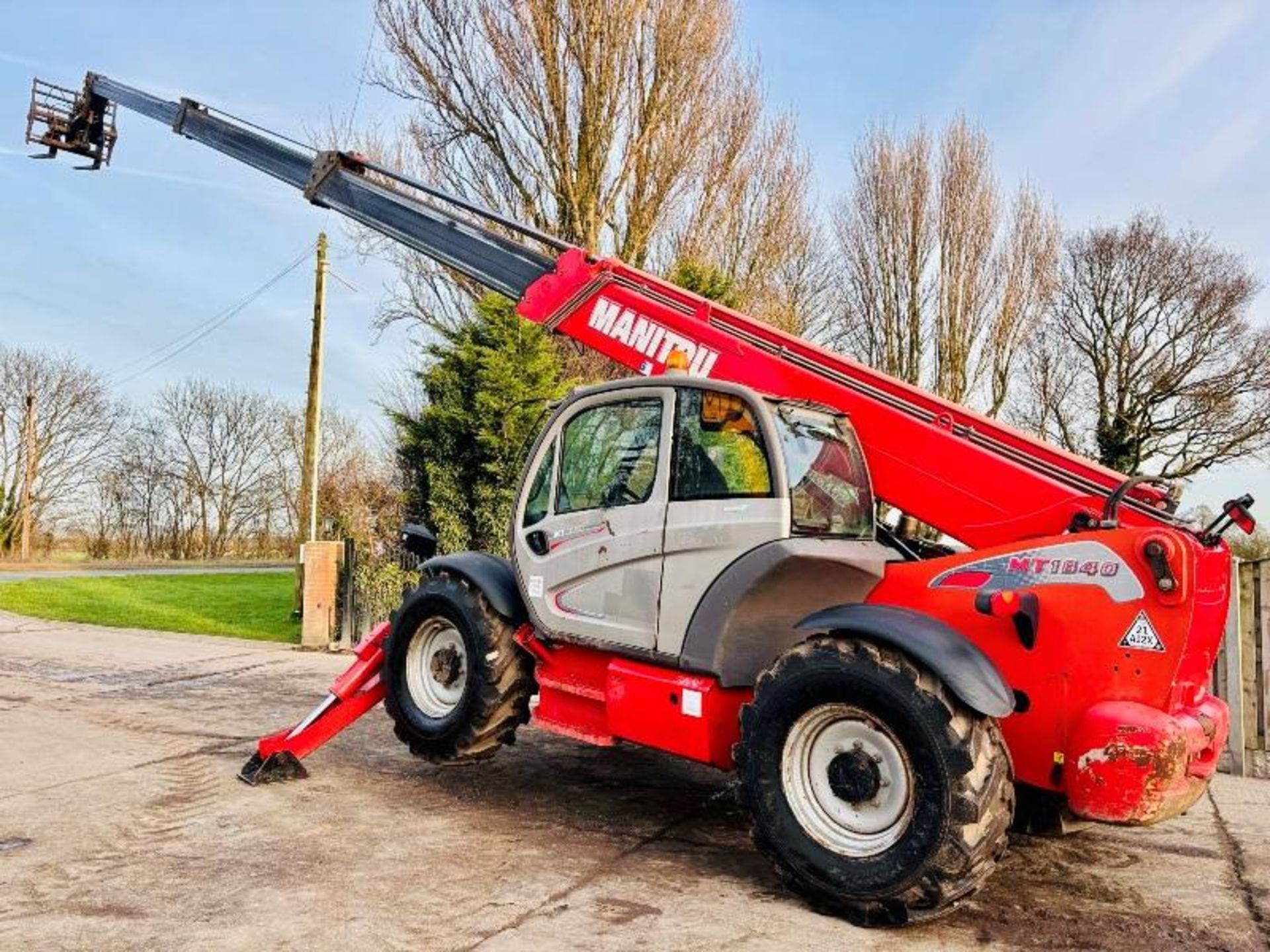 MANITOU MT1840 4WD TELEHANDLER *YEAR 2014* C/W PALLET TINES  - Bild 13 aus 16