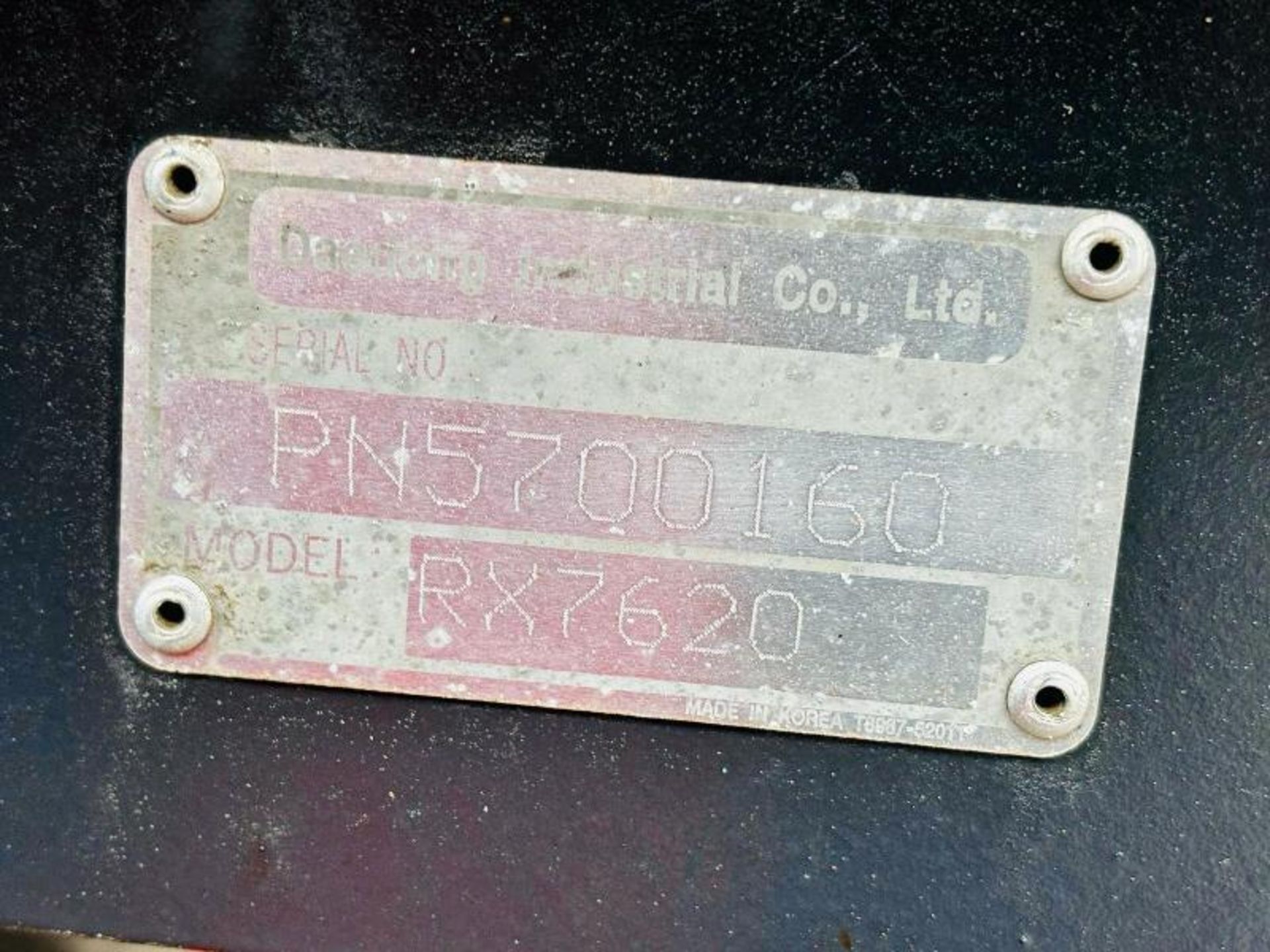 UNUSED KIOTI RX7620 TRACTOR C/W REAR LINKAGE & AC CABIN. - Image 10 of 19