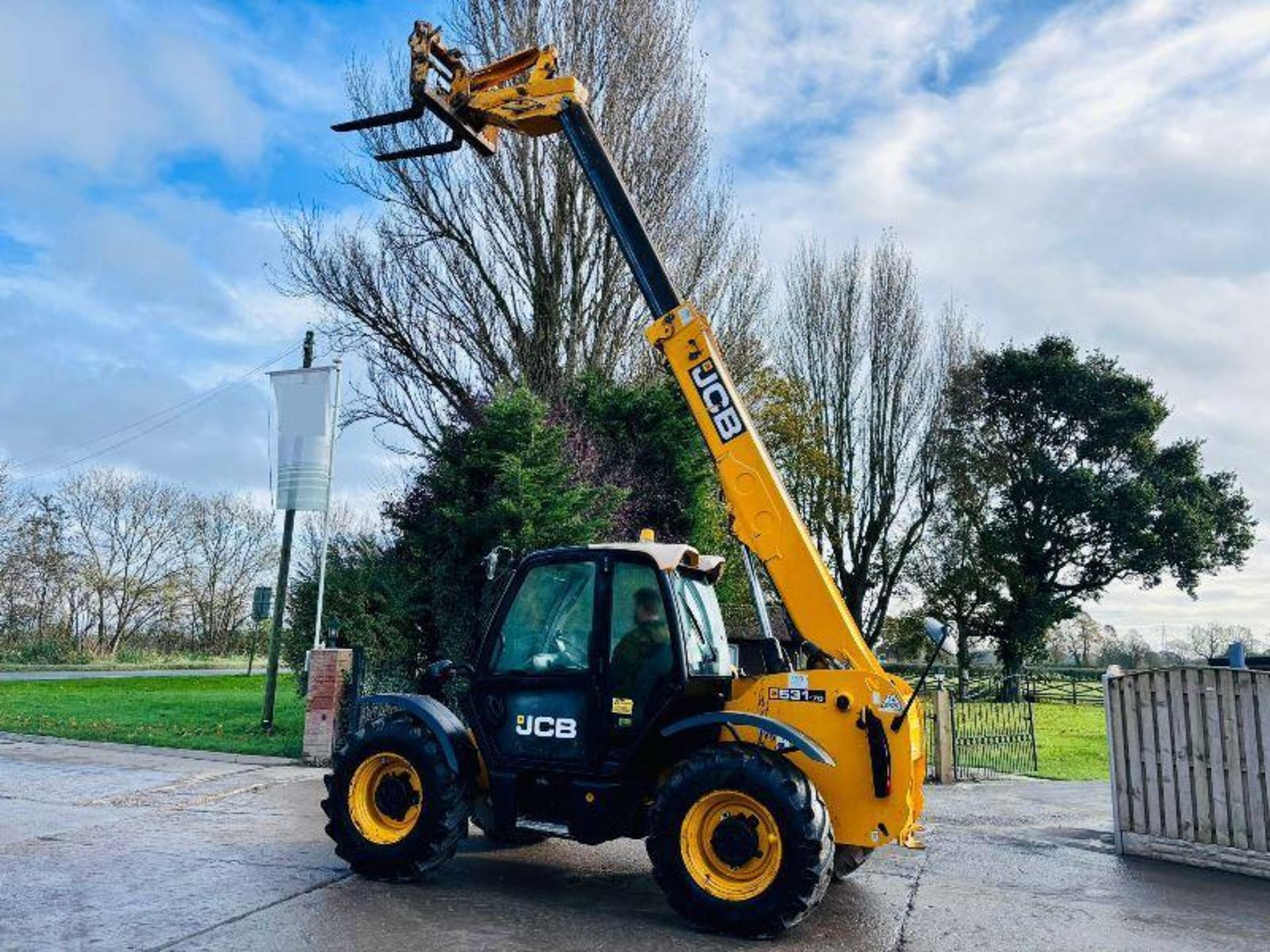 JCB 531-70 4WD TURBO TELEHANDLER *YEAR 2013* C/W PALLET TINES - Bild 7 aus 18