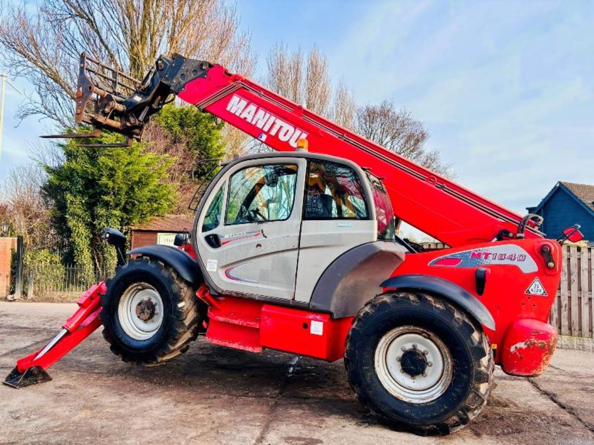 MANITOU MT1840 4WD TELEHANDLER *YEAR 2014* C/W PALLET TINES  - Bild 10 aus 16