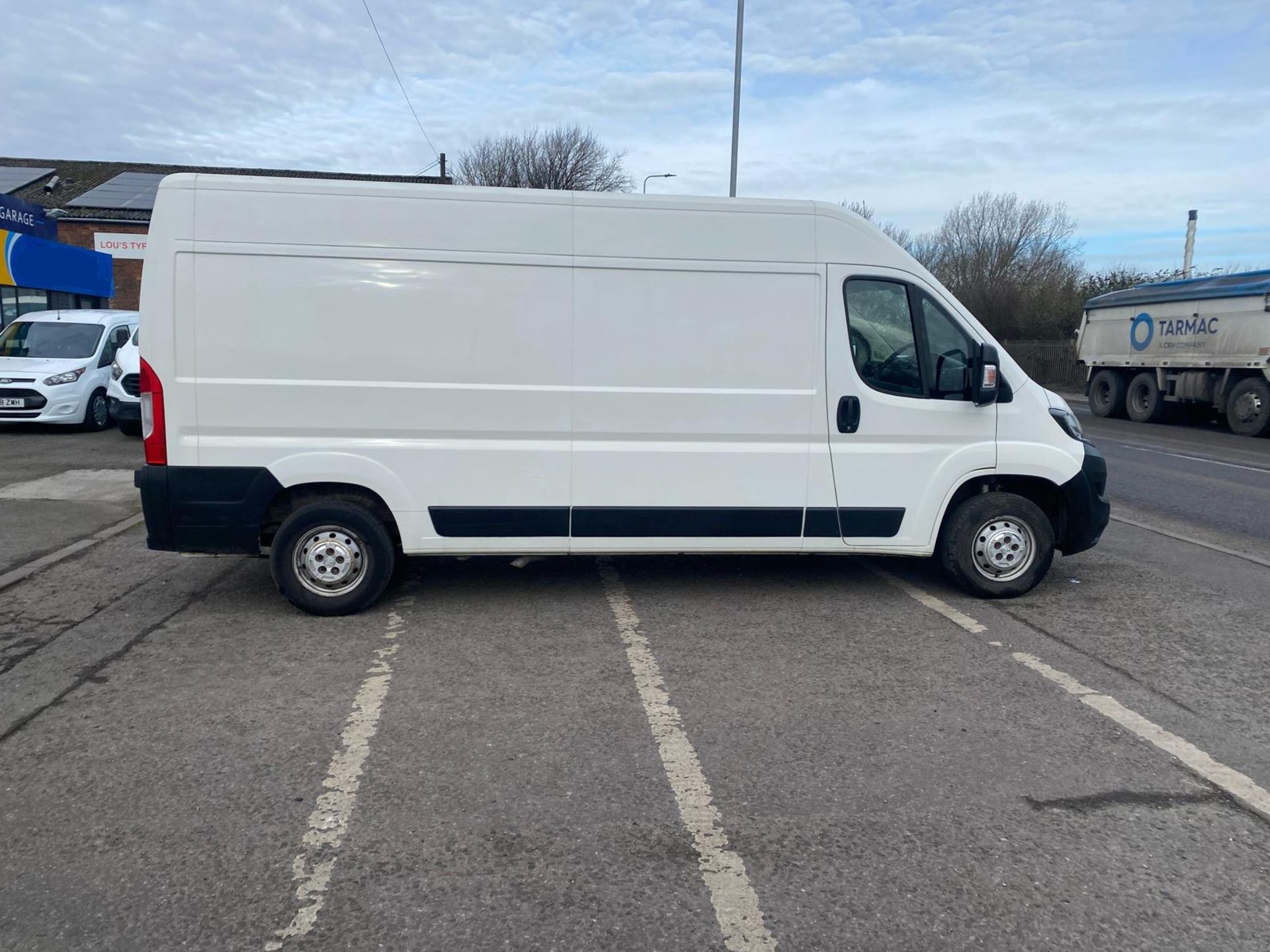 2019 69 PEUGEOT BOXER PANEL VAN - 57K MILES - EURO 6 - PLY LINED - Image 9 of 12