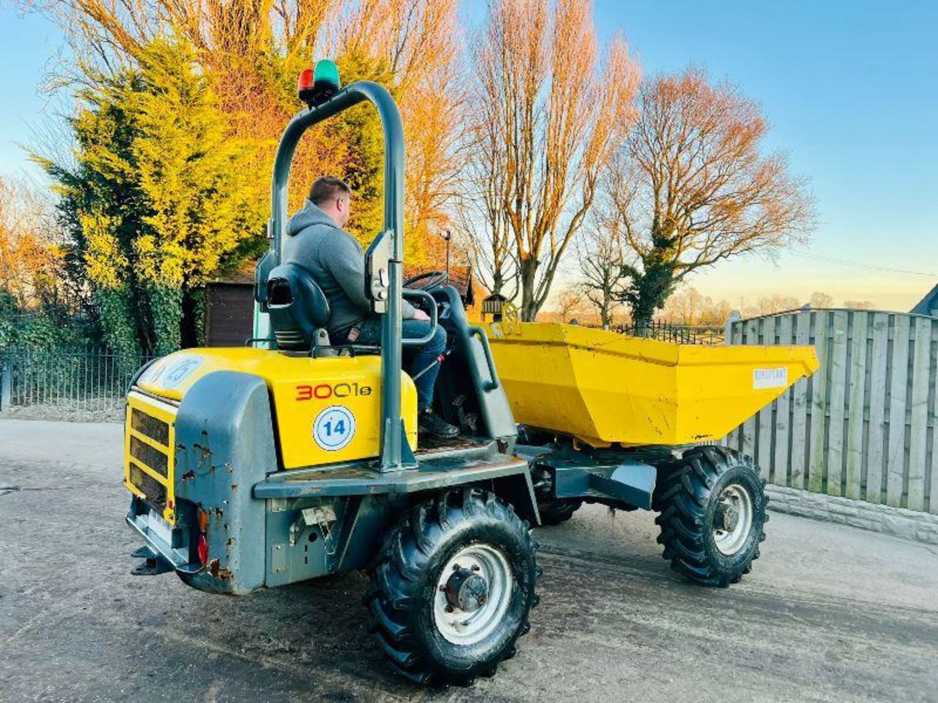 WACKER NEUSON 3001S 4WD SWIVEL TIP DUMPER *YEAR 2012, 1809 HOURS* - Bild 11 aus 16