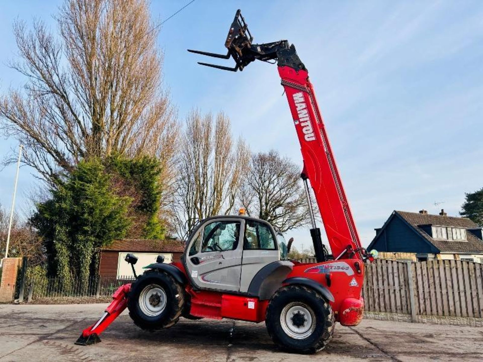 MANITOU MT1840 4WD TELEHANDLER *YEAR 2014* C/W PALLET TINES  - Bild 16 aus 16